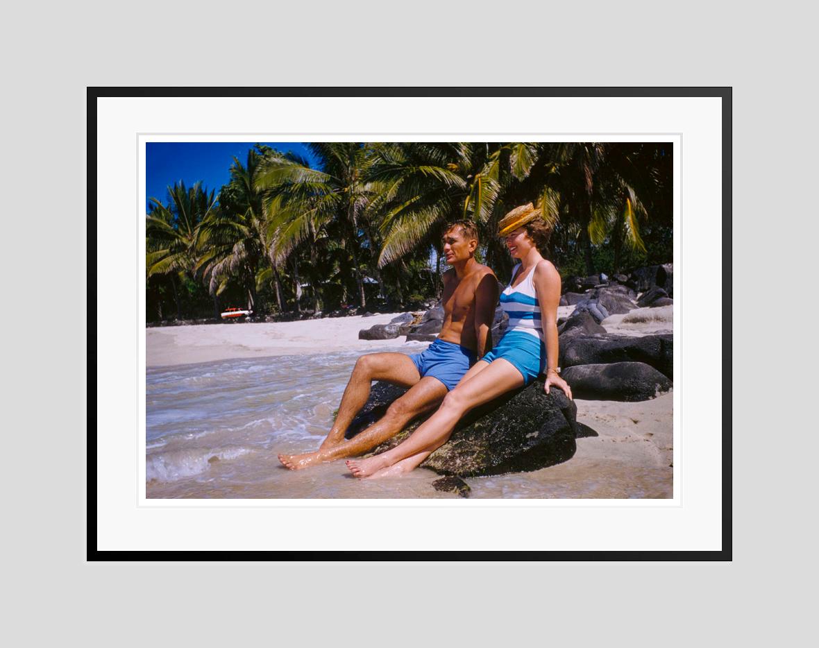 Hawaiianische Szenen in Übergröße, limitierte, gestempelte Auflage von 1957 (Schwarz), Color Photograph, von Toni Frissell