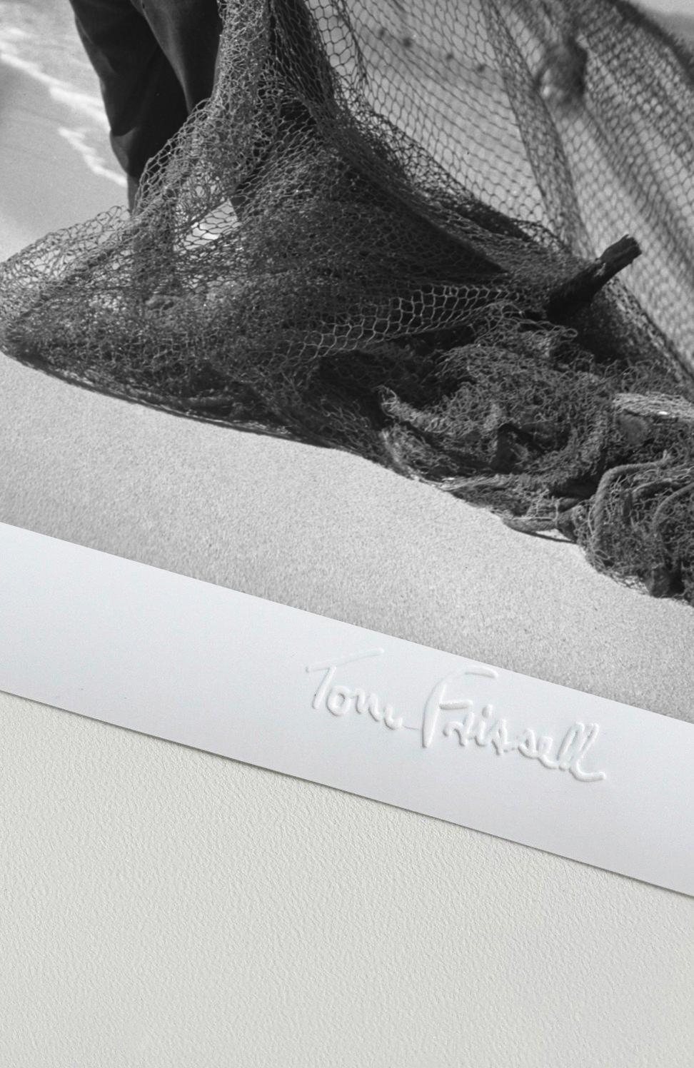 Montego Bay Fisherman 1948 Extra Übergröße Limited Signature Stamped Edition – Photograph von Toni Frissell