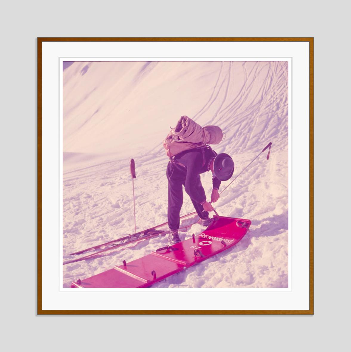 Mountain Top 1951, limitierte, gestempelte Auflage  – Photograph von Toni Frissell