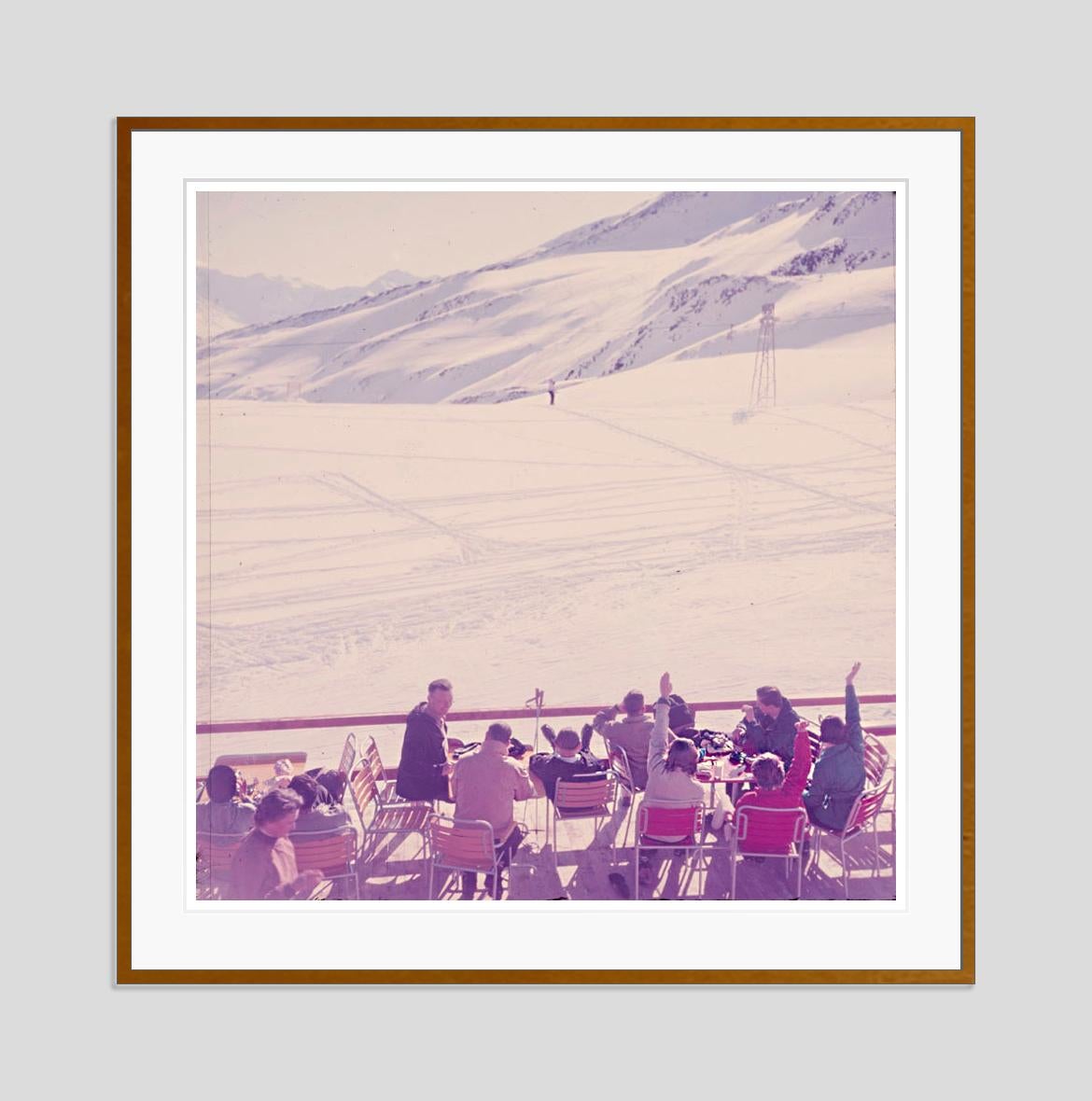 Mountain Top

1954

Skiers enjoy mountain top drinks, Klosters, 1954

by Toni Frissell

30 x 30