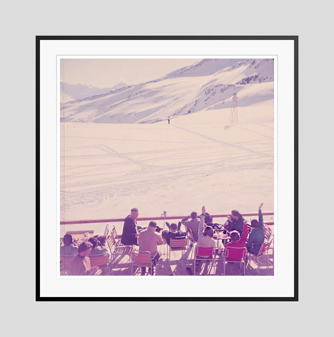 Mountain Top 

1954

Skiers enjoy mountain top drinks, Klosters, 1954. 

by Toni Frissell

30 x 30