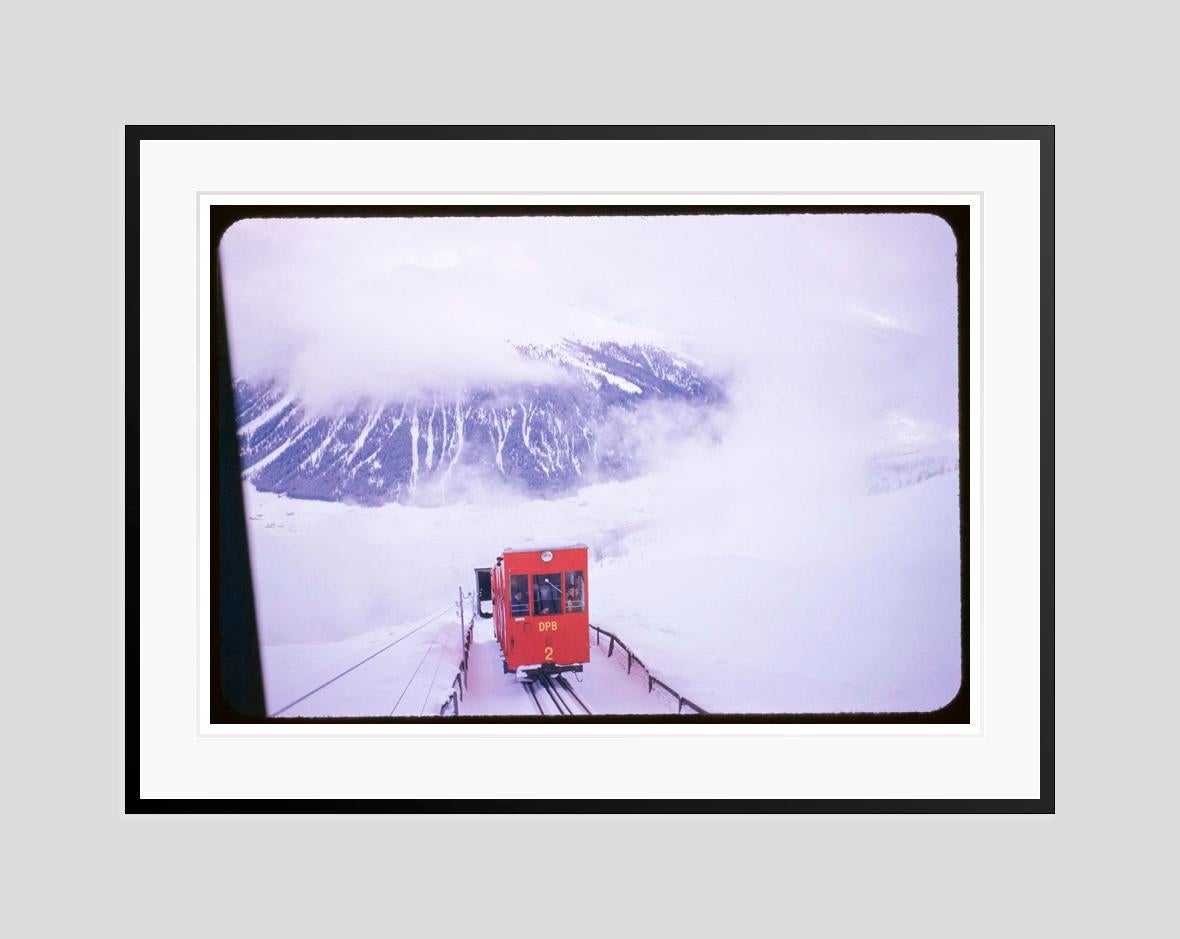 On The Way Up 1954 Limited Signature Stamped Edition - Photograph by Toni Frissell