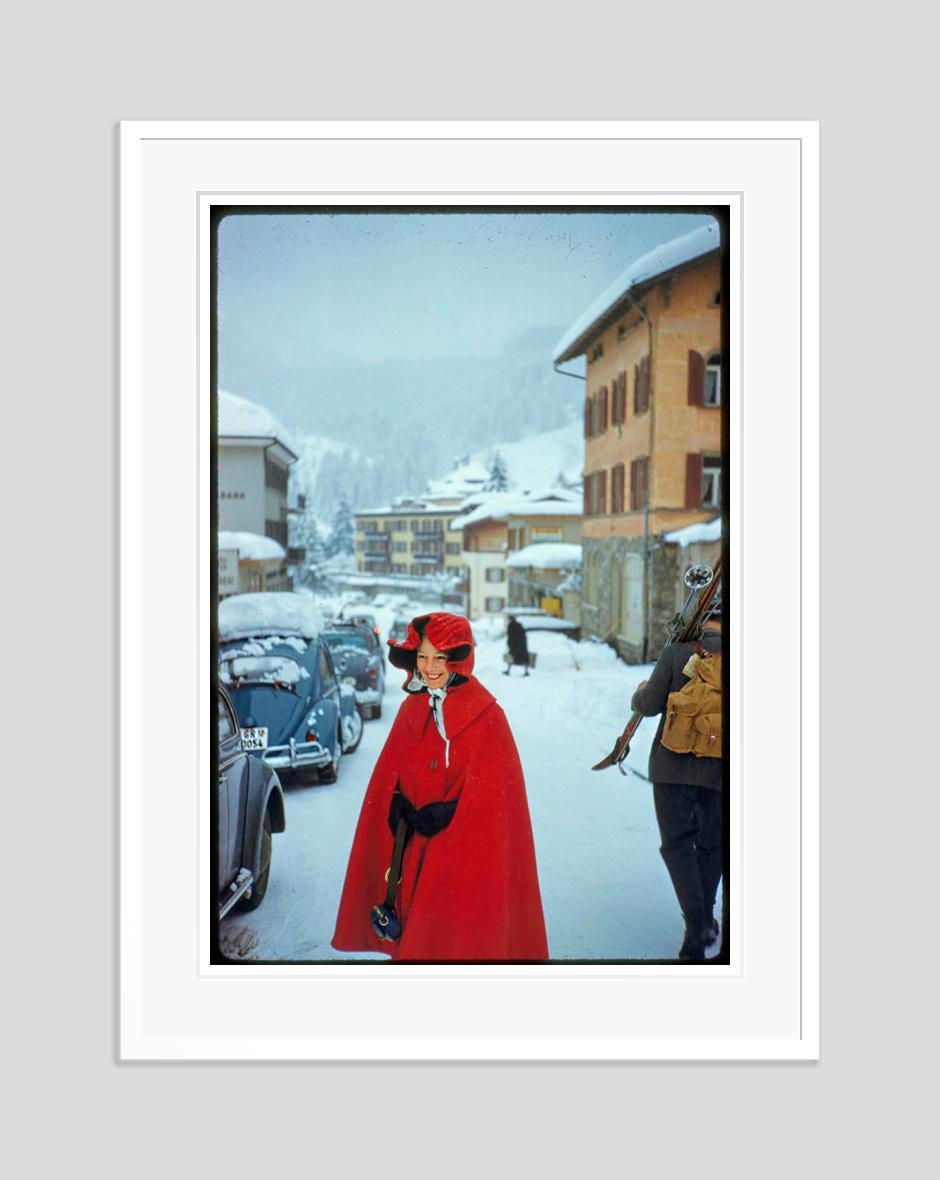 Red Riding Hood 

1959

A woman dressed in a hooded red cape walks through a ski resort in winter, 1959. 

by Toni Frissell

20 x 30