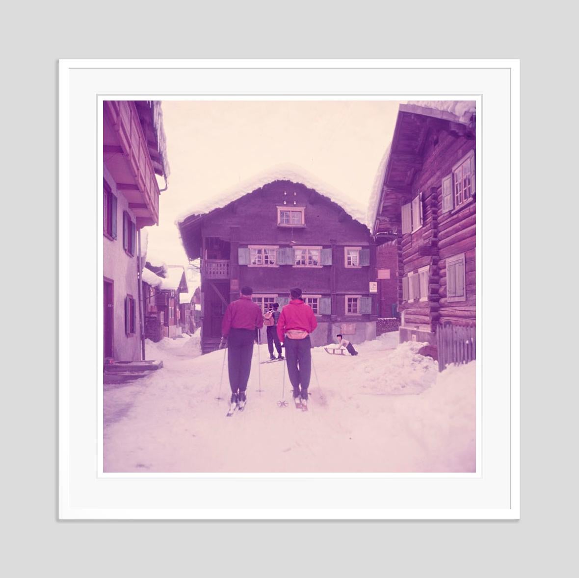 Setting Out 1951 Limited Signature Stamped Edition  - Modern Photograph by Toni Frissell