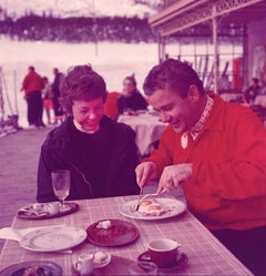 Tucking In 1954 - Édition surdimensionnée signée et estampillée 