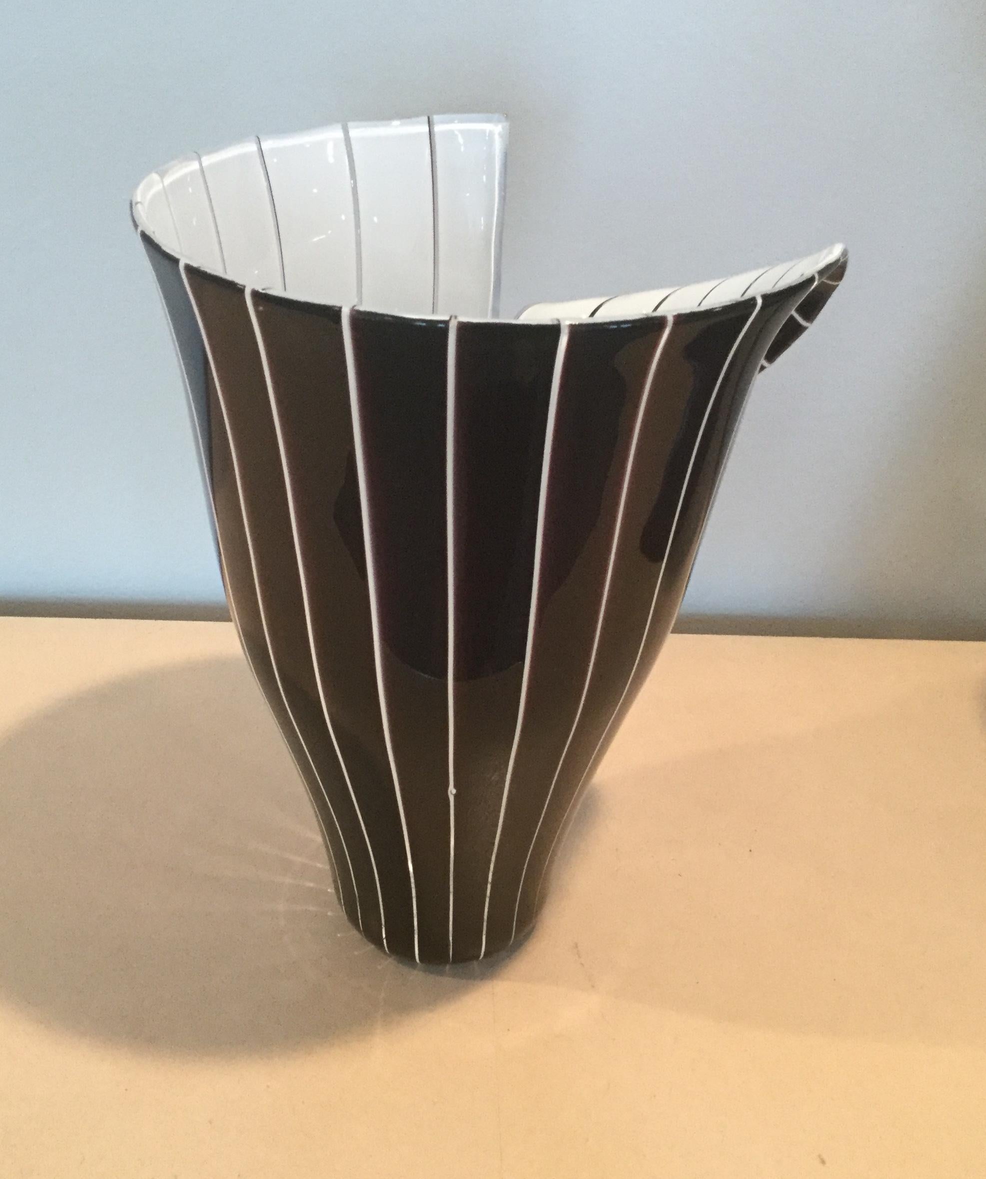Mid-Century Modern Toni Zuccheri for Barovier and Toso Signed and Dated Spacco Vase