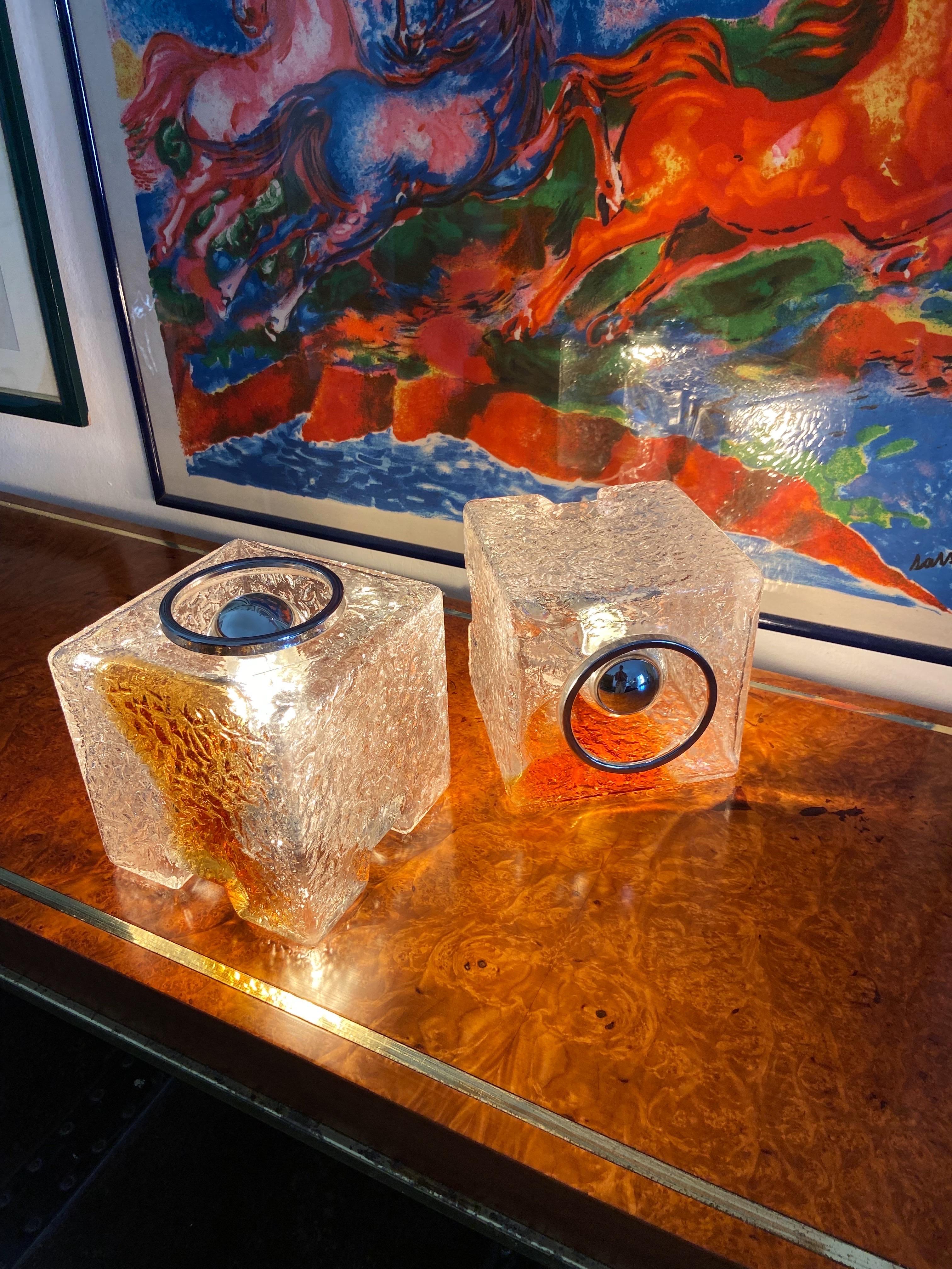 20th Century Toni Zuccheri for VeArt Sculpture Cube Design Table-Light 1970s Murano Art Glass