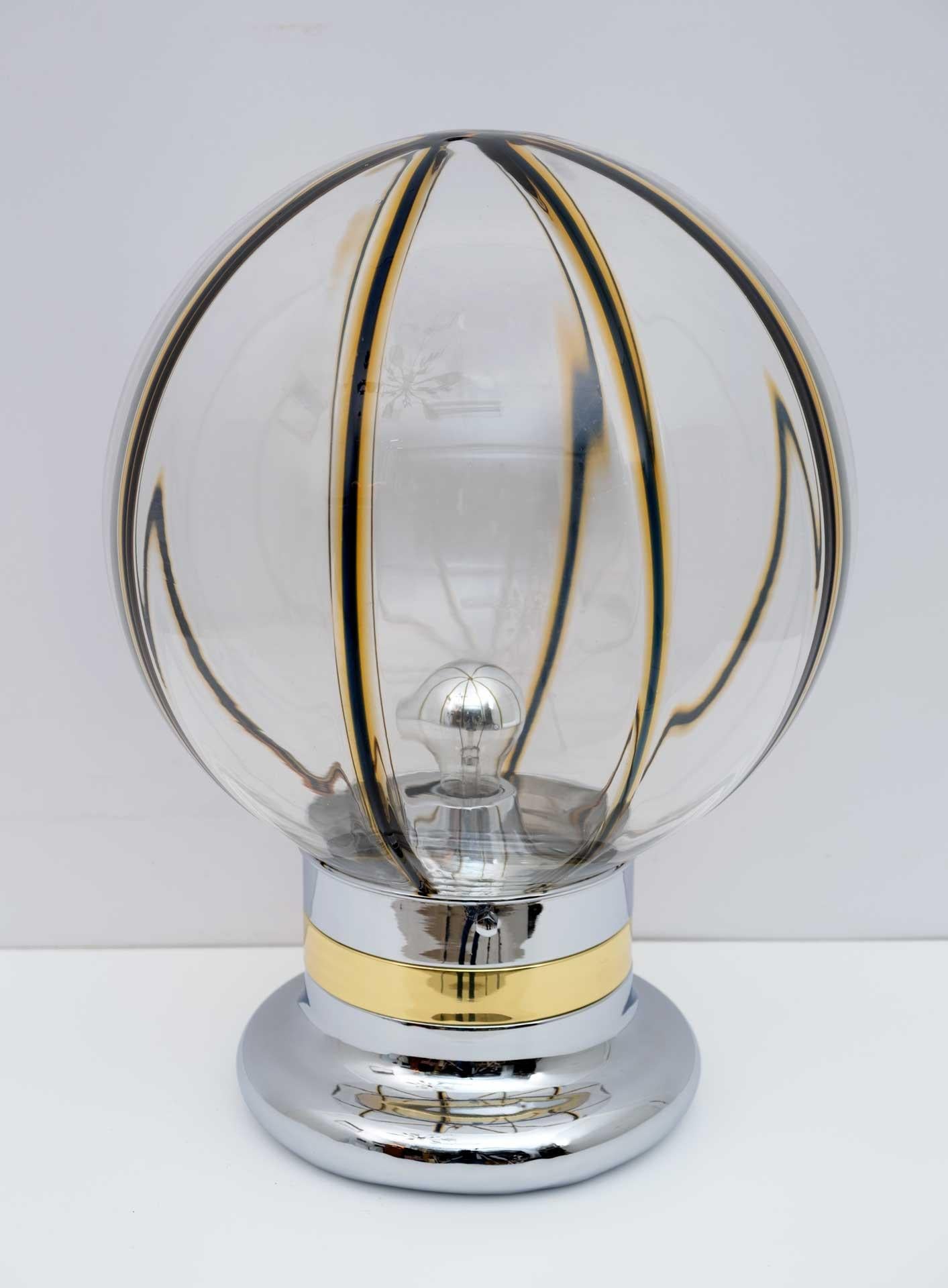 Toni Zuccheri Mid-Century Modern Italian Murano Glass Table Lamp, 1970s In Good Condition For Sale In Puglia, Puglia