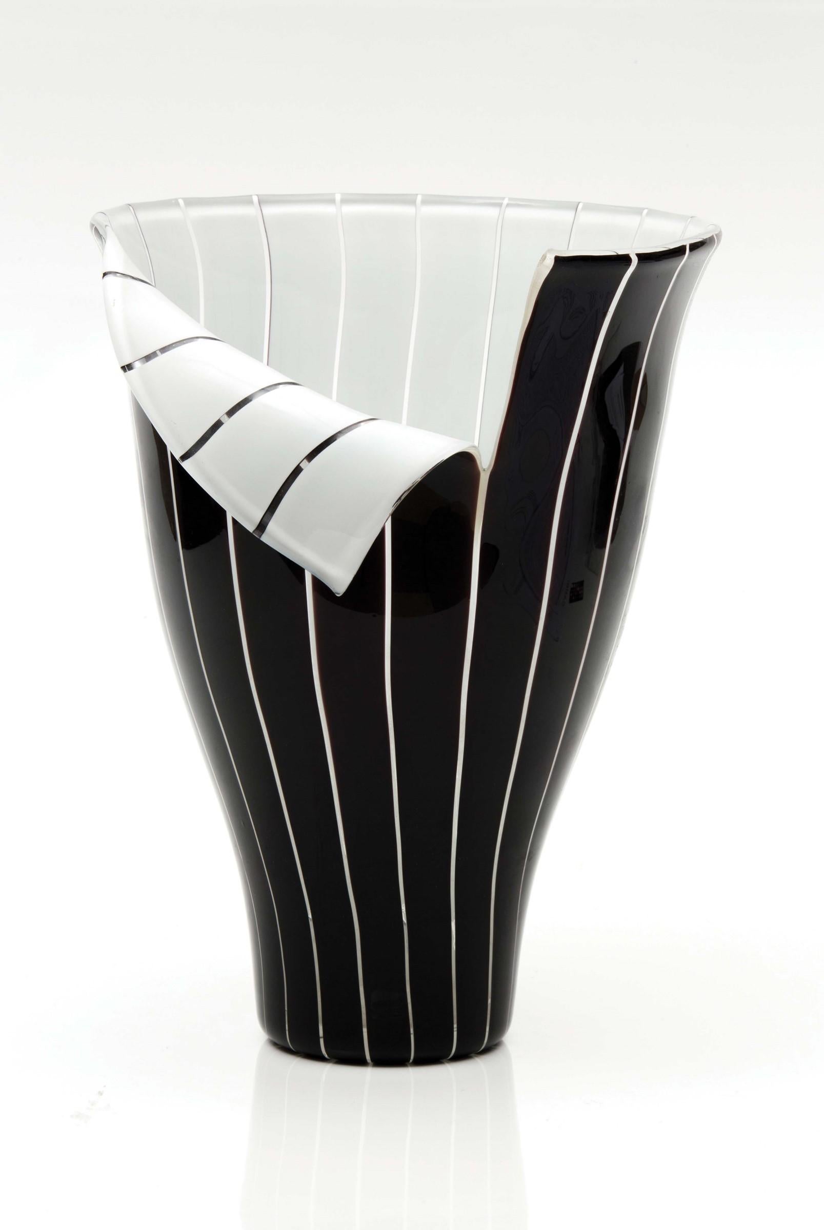 Modern Italian Murano Glass Vase Spacco Model by Toni Zuccheri for Barovier e Toso For Sale