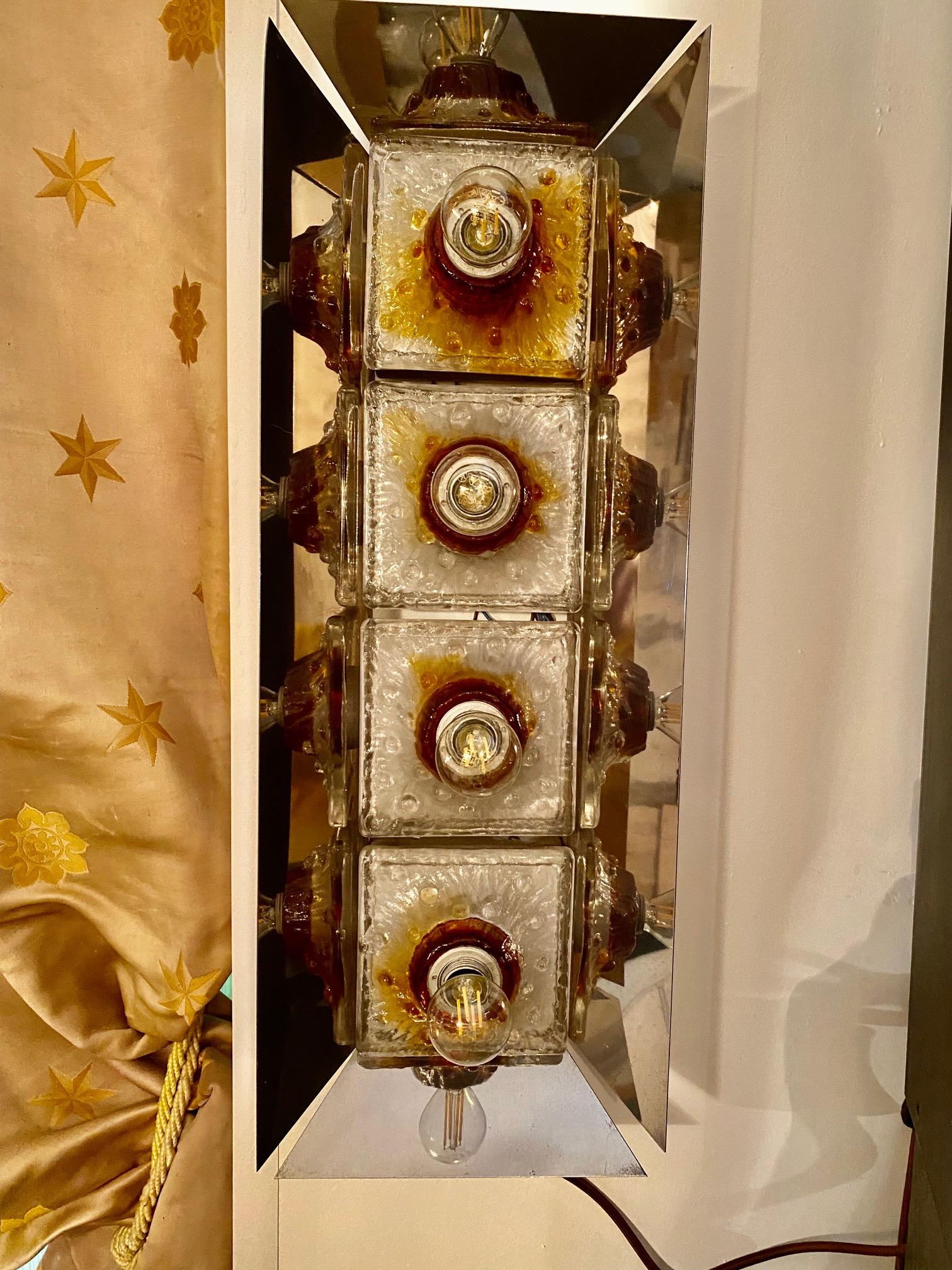 Toni Zuccheri Wall Lighting Bicolore Glass Murano, Italy, 1970 In Good Condition For Sale In DÉNIA, ES
