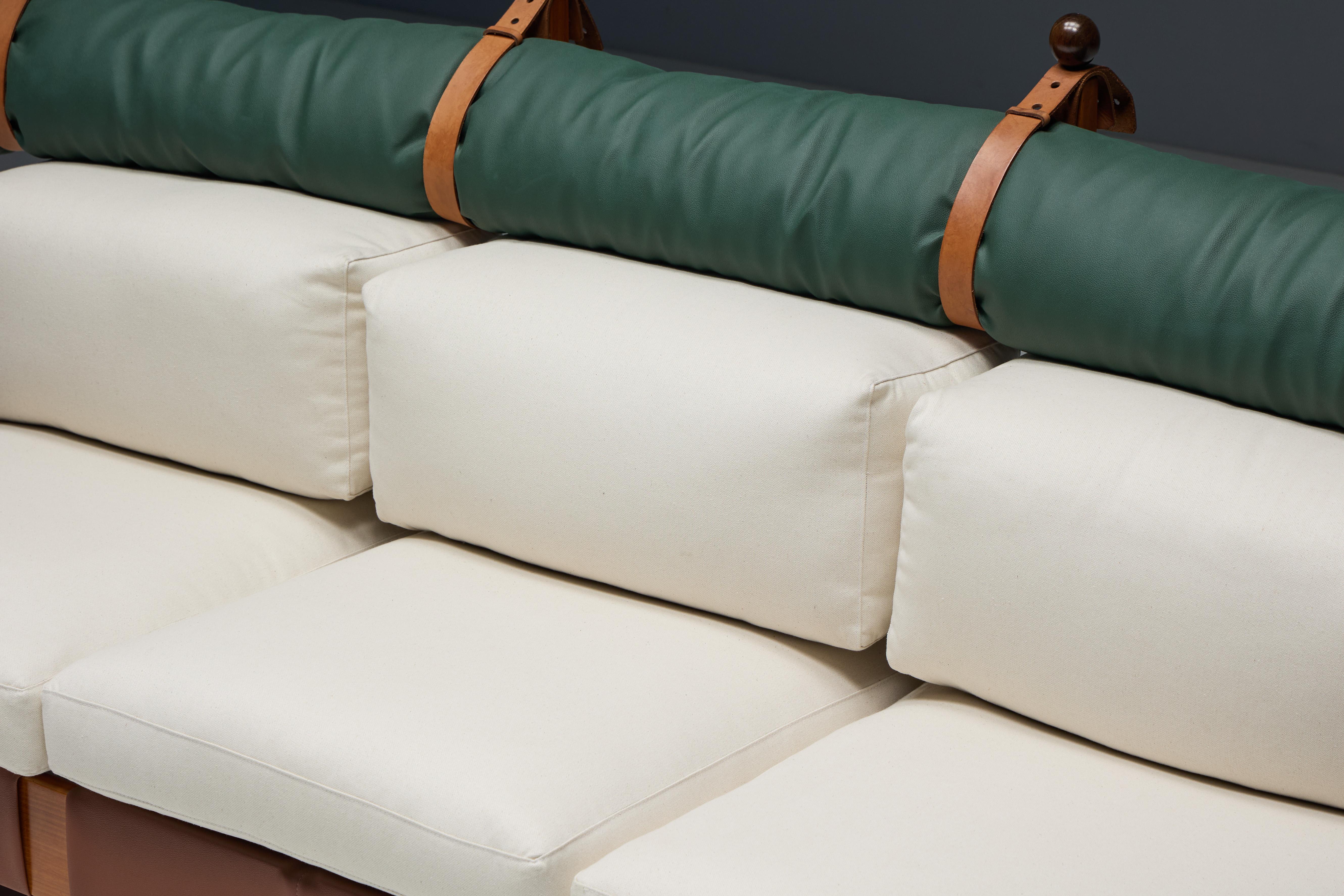 Dreisitziges Sofa „Tonico“ von Sergio Rodrigues, Brasilien, 1963 im Angebot 11