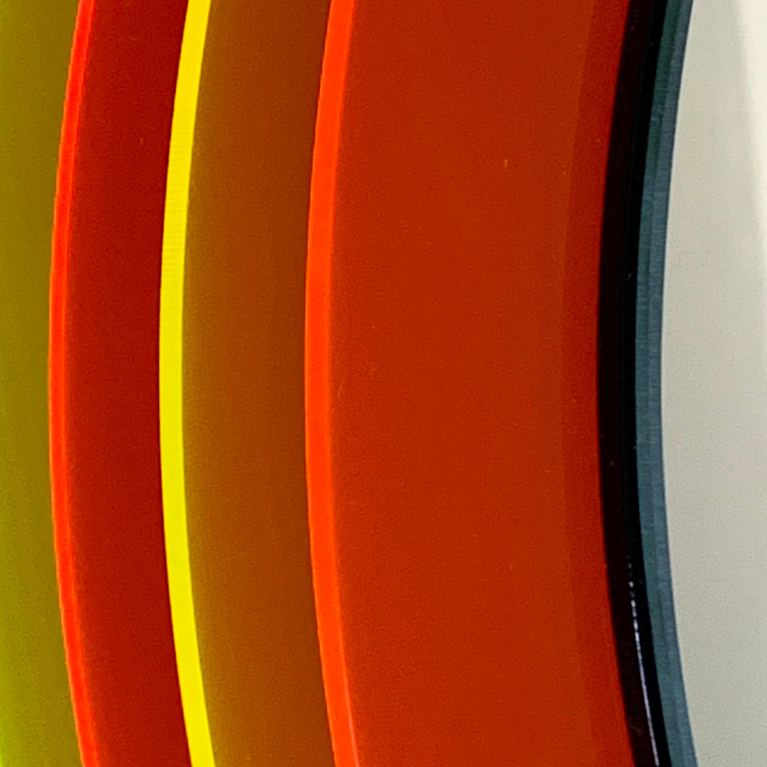 Nachttisch, Wandspiegel mit Plexiglas, Design-Skulptur von Andreas Berlin im Angebot 2