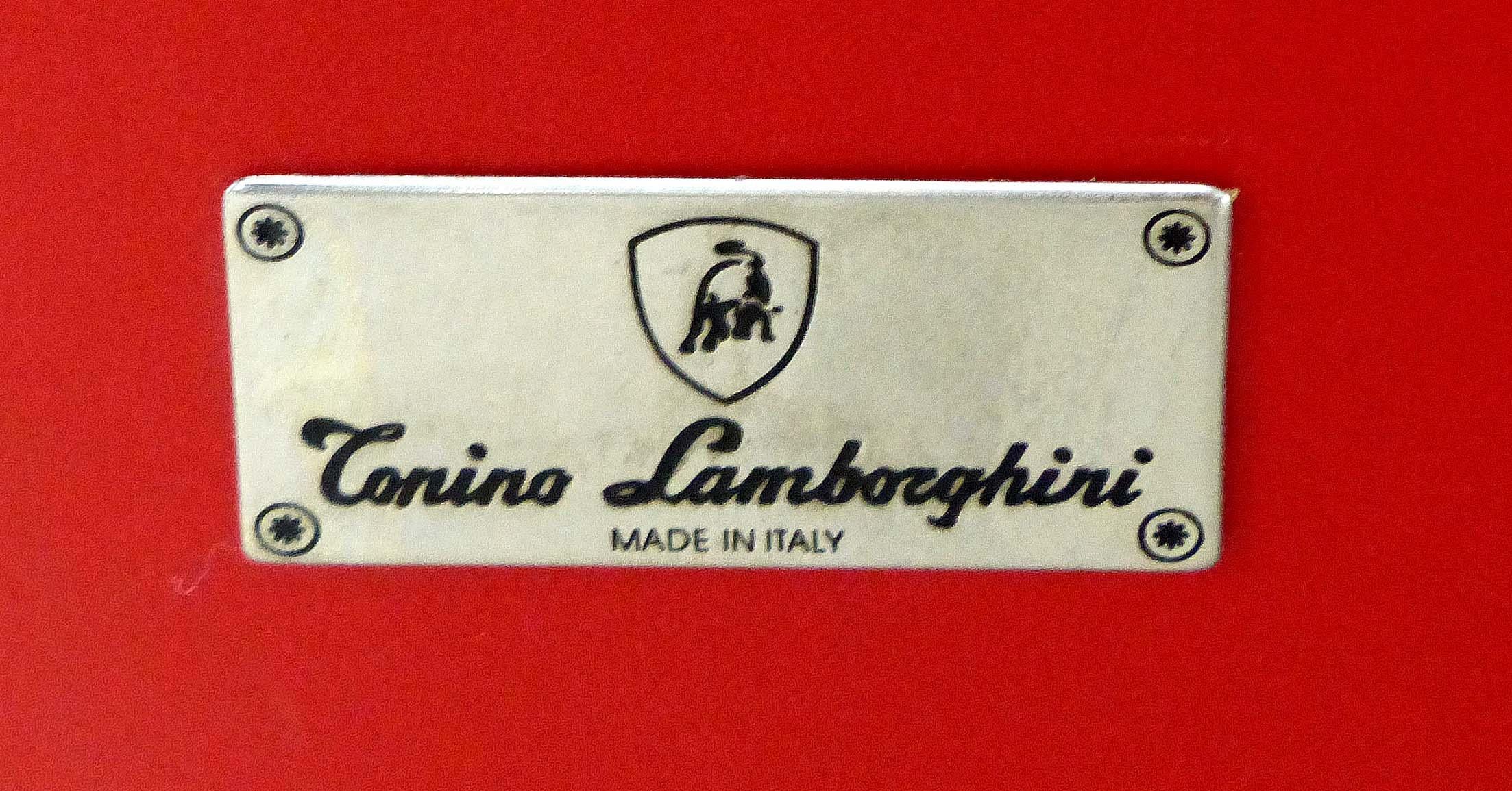Tonino Lamborghini Carbon Imola Leather Armchair by Formitalia For Sale 2