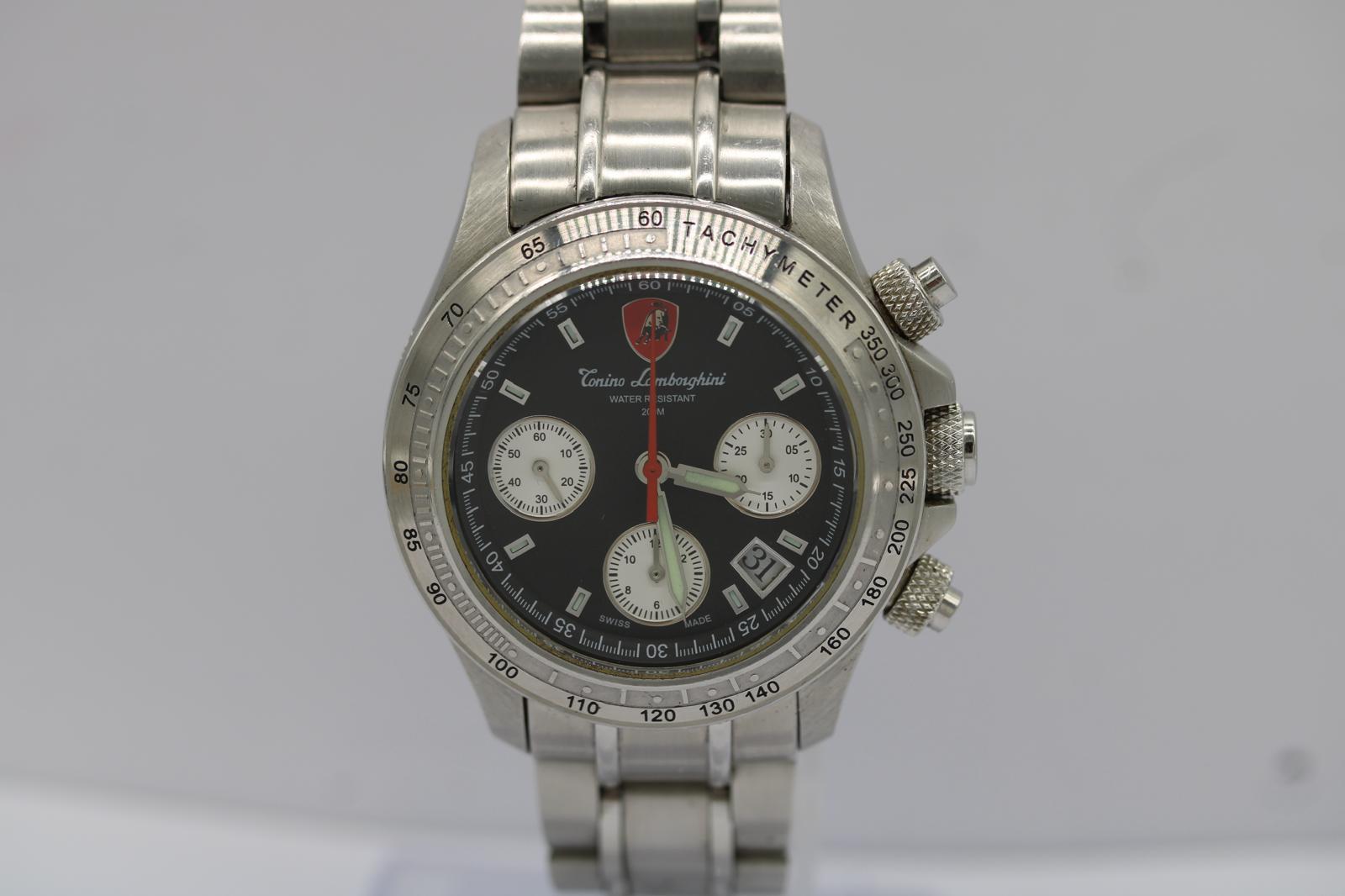Tonino Lamborghini Chronographe 168/500  Édition limitée  Automatique  Boîte, papiers et badge
Mélange saisissant de performance italienne et de précision artisanale, le Chronographe 168/500 de Lamborghini est une véritable pièce de collection -