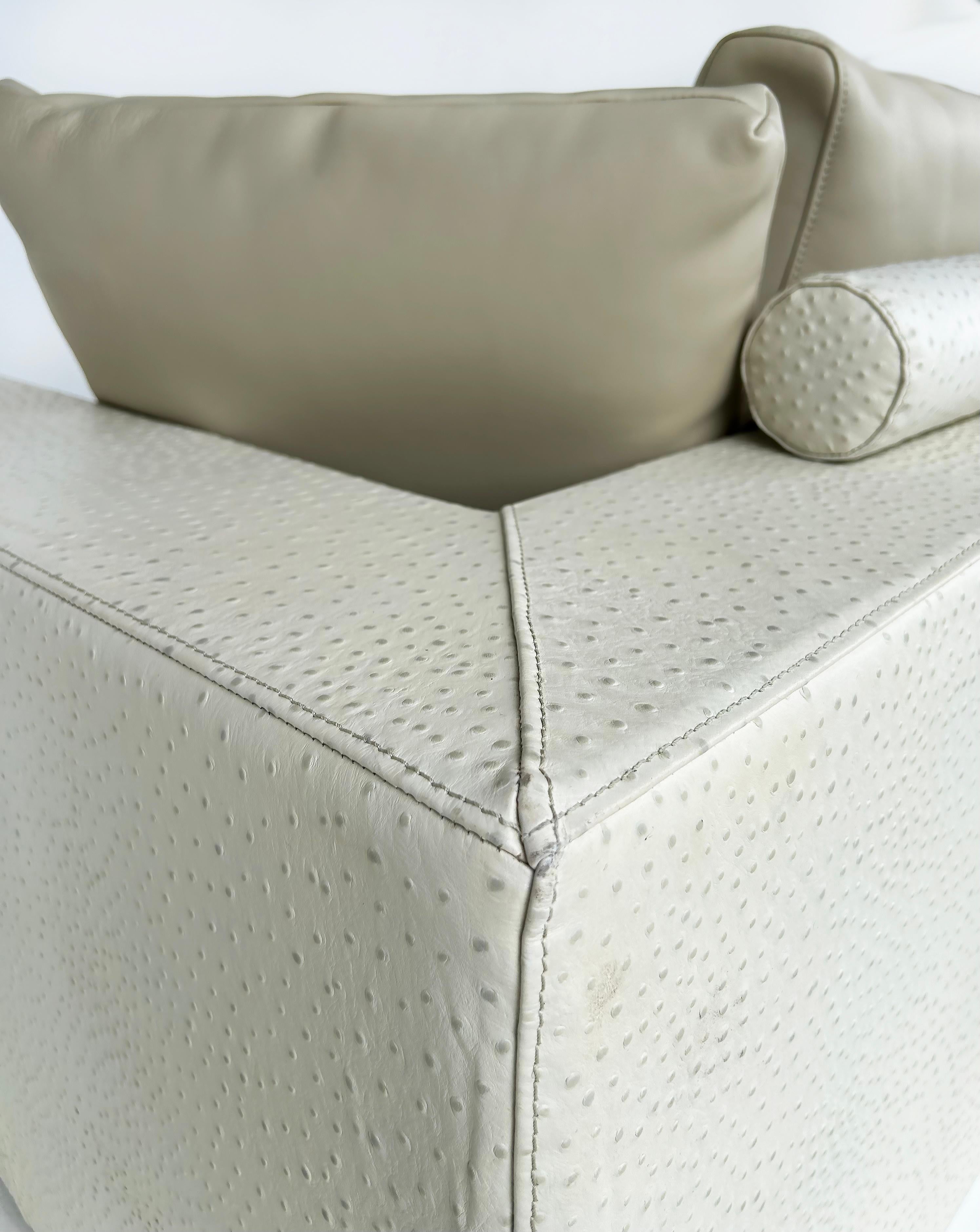 Tonino Lamborghini Italien, 2-teiliges Sofa aus Straußenleder in Modulform, 2010 im Angebot 2