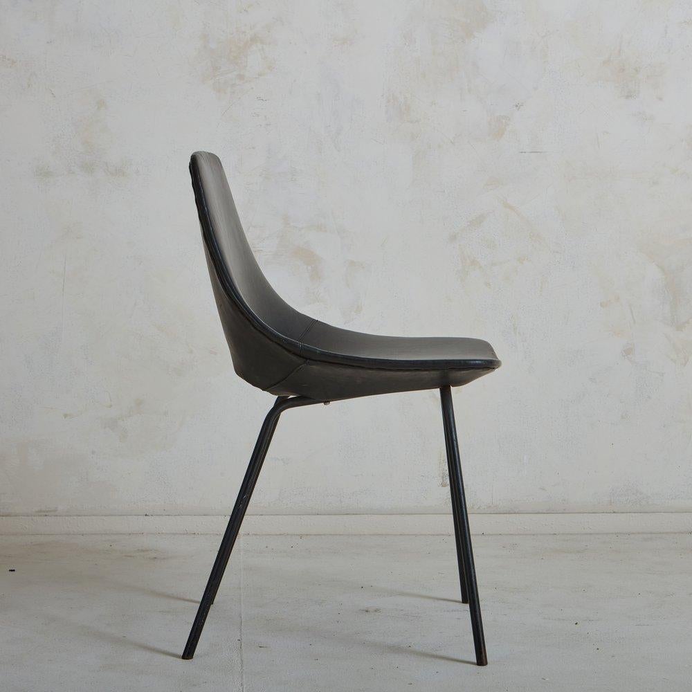 Tonneau Chair by Pierre Guariche for Steiner, France 1950s In Good Condition In Chicago, IL