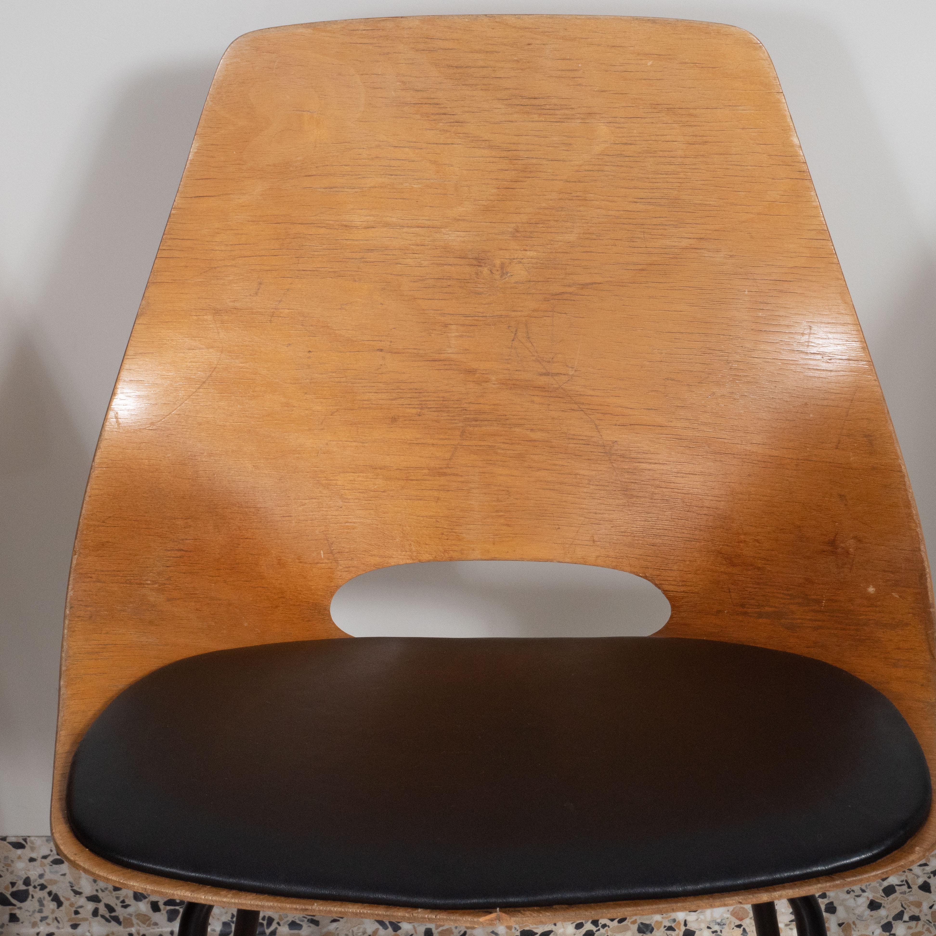 Tonneau Chairs by Pierre Guariche for Steiner ~ Set of 8 In Good Condition For Sale In New York, NY