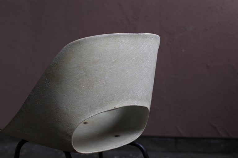 Mid-20th Century “Tonneau” Fiberglass Chair by Pierre Guariche For Sale