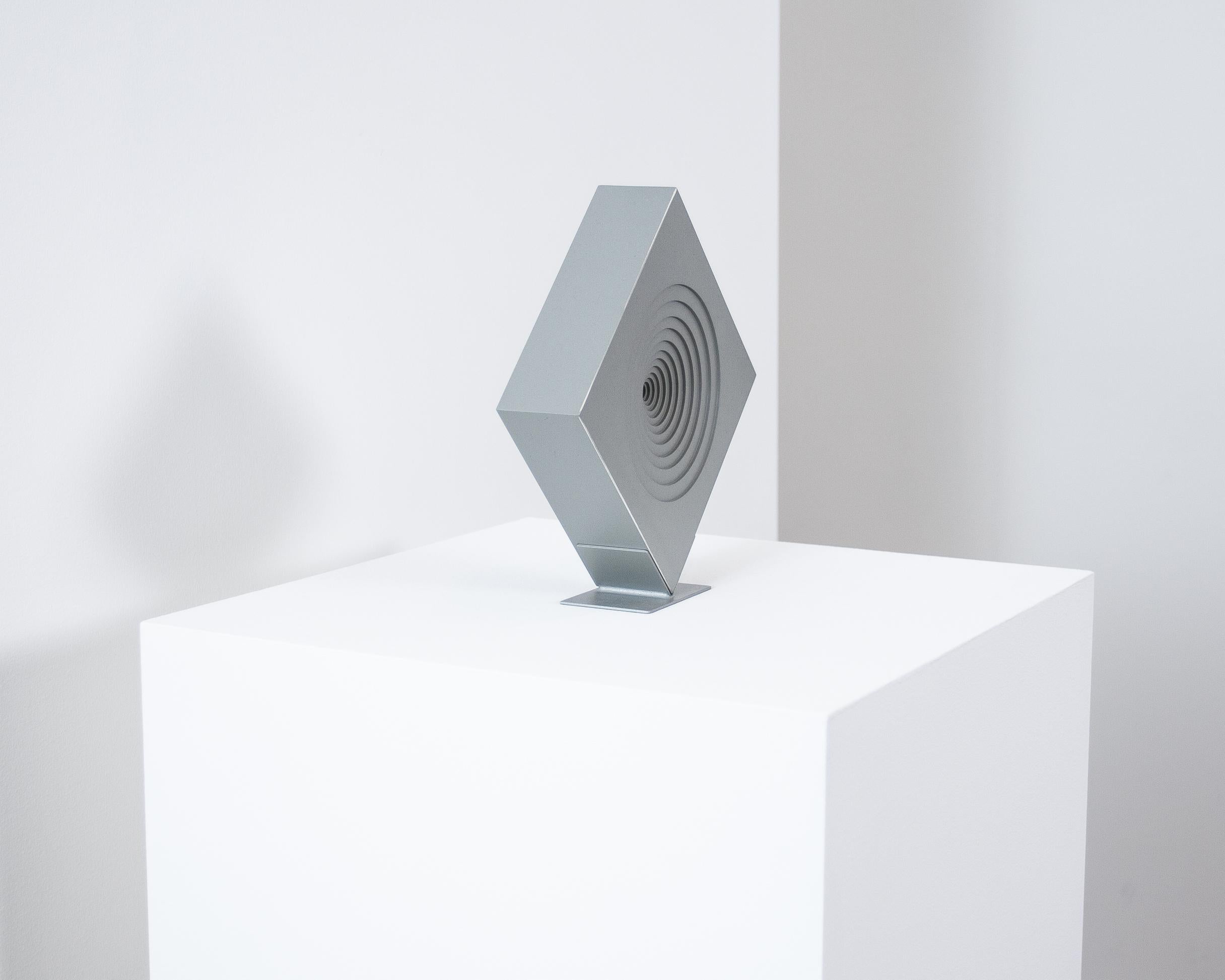 Tony Delap „Pocus“, Aluminium-Skulptur aus Aluminium, 1968 (Minimalistisch) im Angebot