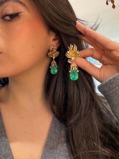 TONY DUQUETTE Orecchini di smeraldo colombiano a forma di pera con diamante da 23 carati