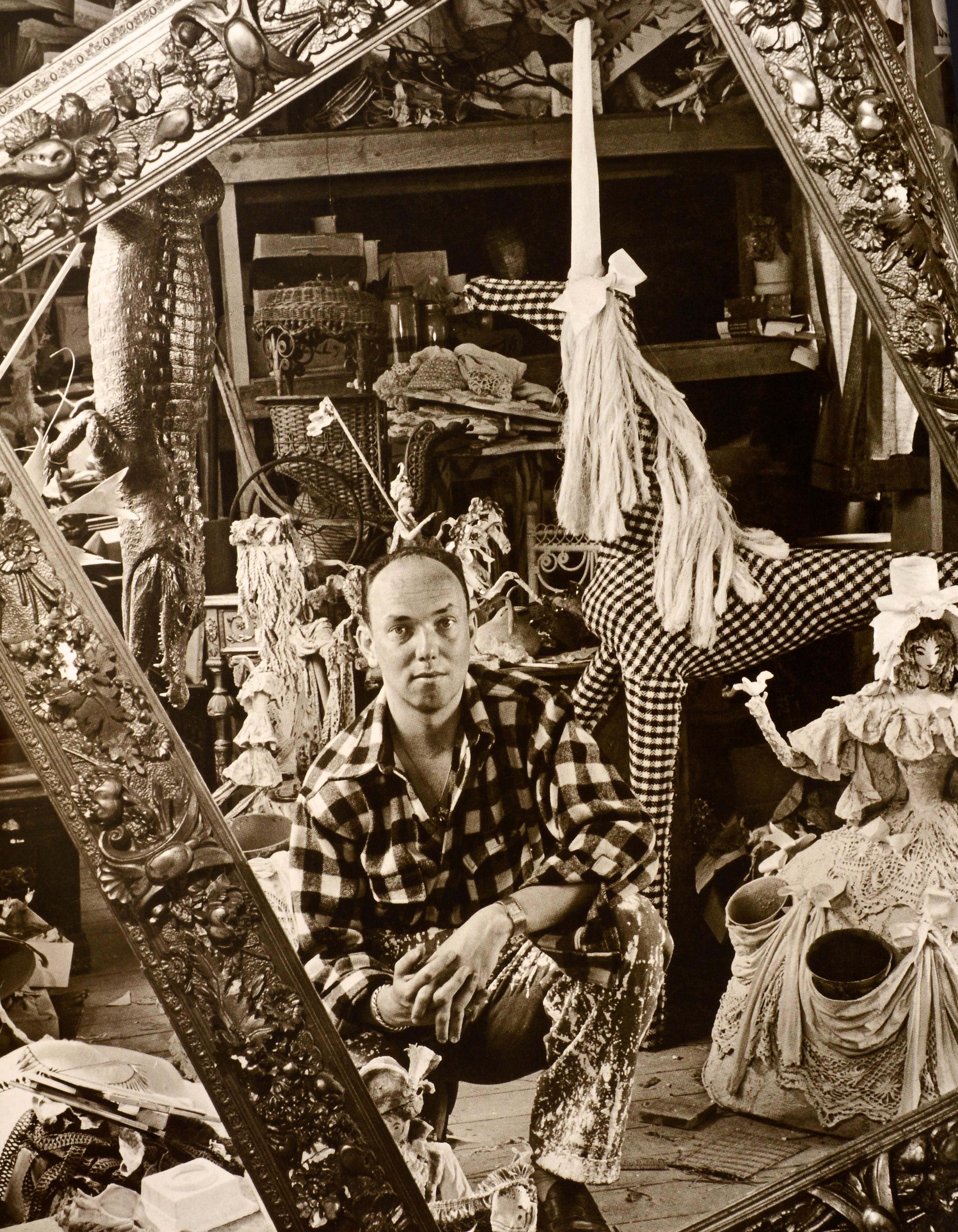 Tony Duquette par Wendy Goodman, Hutton Wilkinson et Dominick Dunne. Harry N. Abrams, 1ère édition reliée avec jaquette. L'artiste américain et légende du design Tony Duquette (1914-1999) était connu pour son style exagéré dans les intérieurs, les