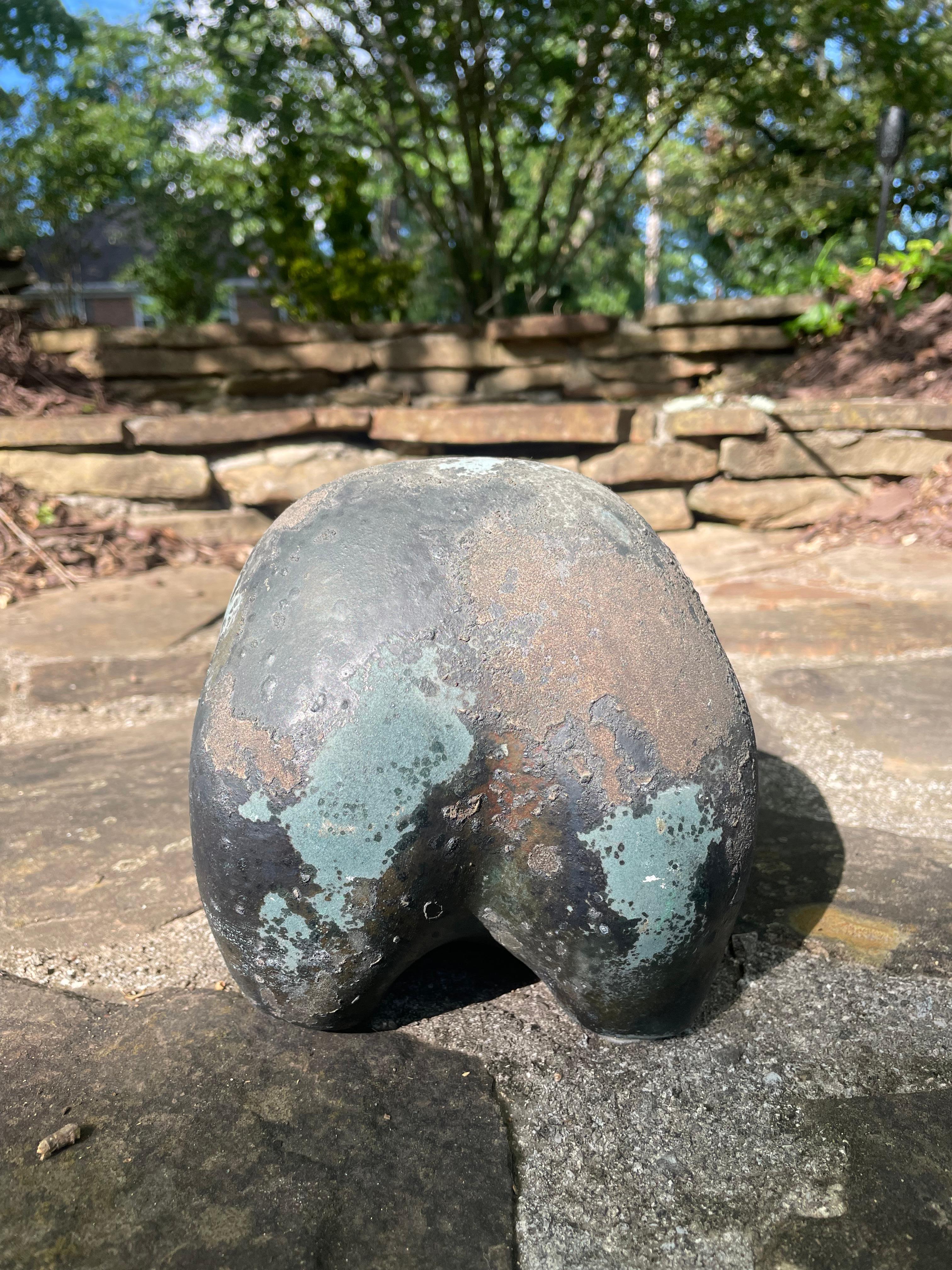 Tony Evans Evans Studio Scultura di Orso in ceramica Raku in vendita 3