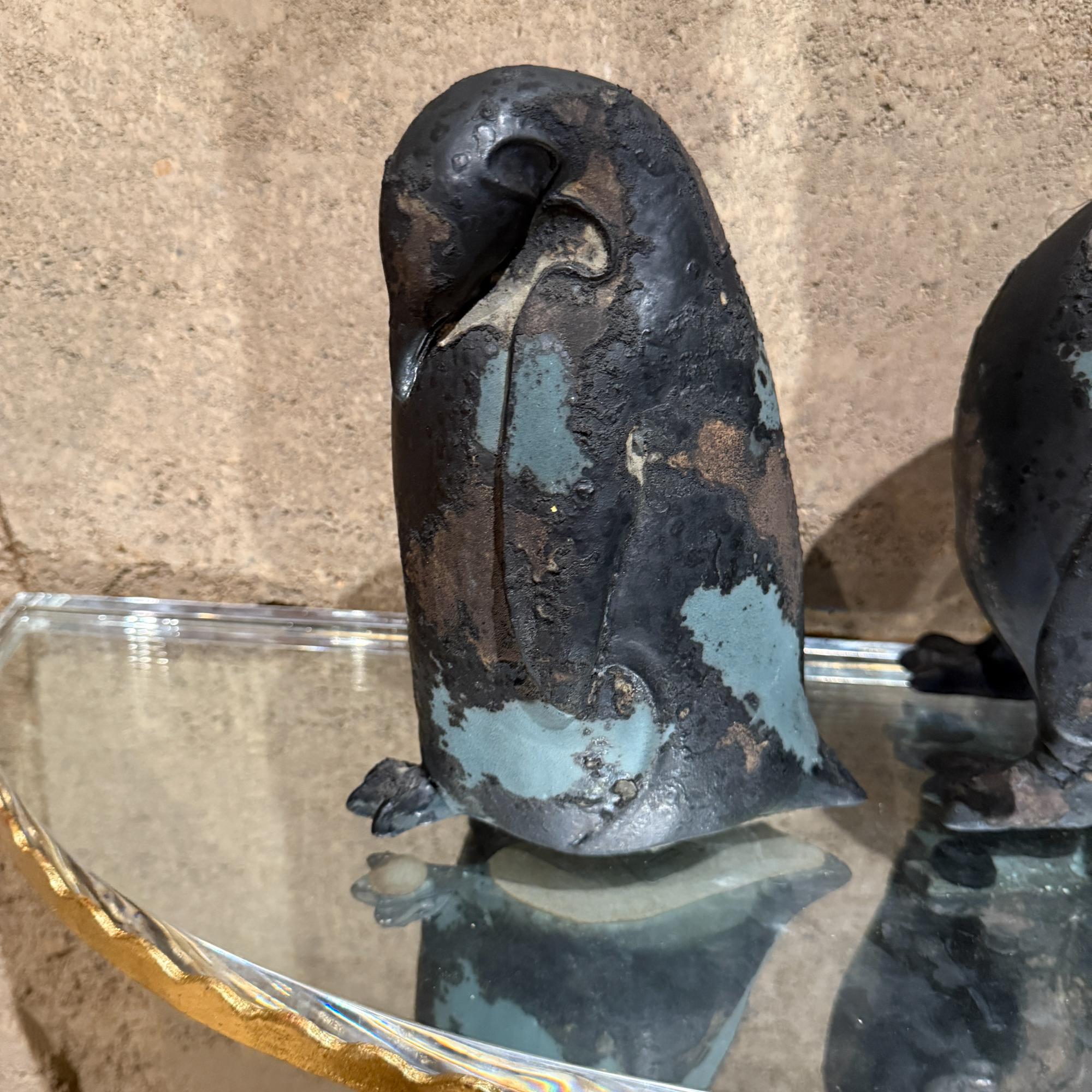 Tony Evans Studio Pottery Pinguine Figuren Skulptur Brutalistisch Modern im Angebot 1