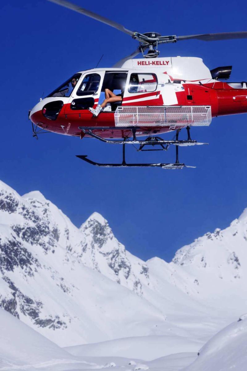 Color Photograph Tony Kelly - Heli Kelly !