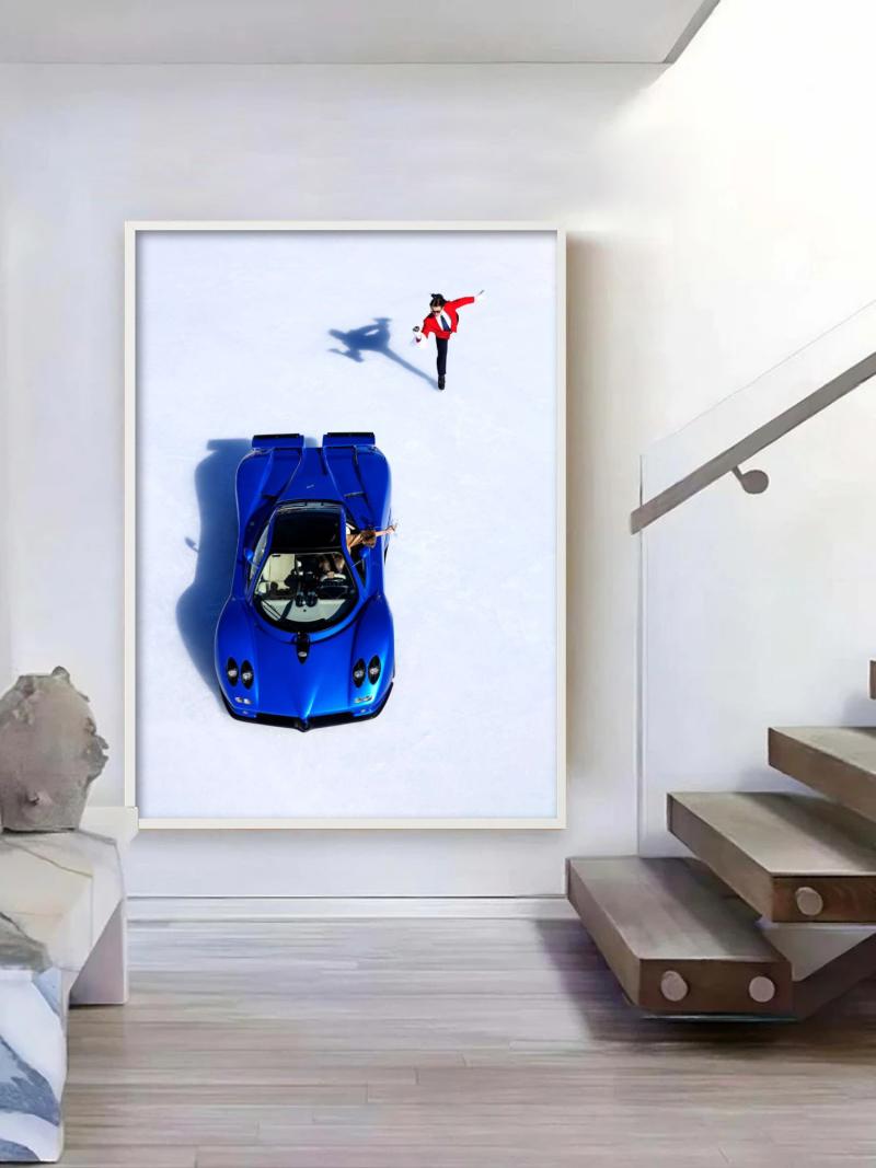 Pagani sobre hielo, Fotografía artística, 2024 en venta 5