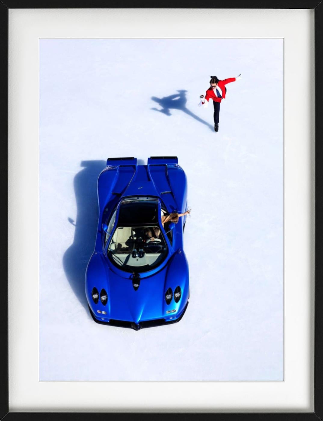 Pagani sobre hielo, Fotografía artística, 2024 - Photograph Contemporáneo de Tony Kelly