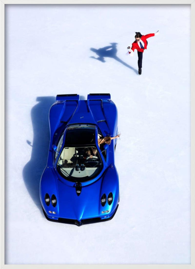 Pagani sobre hielo, Fotografía artística, 2024 en venta 3