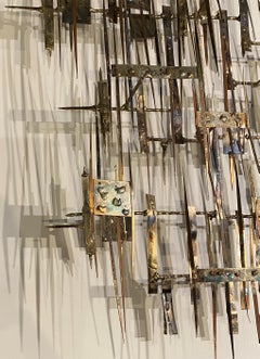 Sculpture murale brutaliste