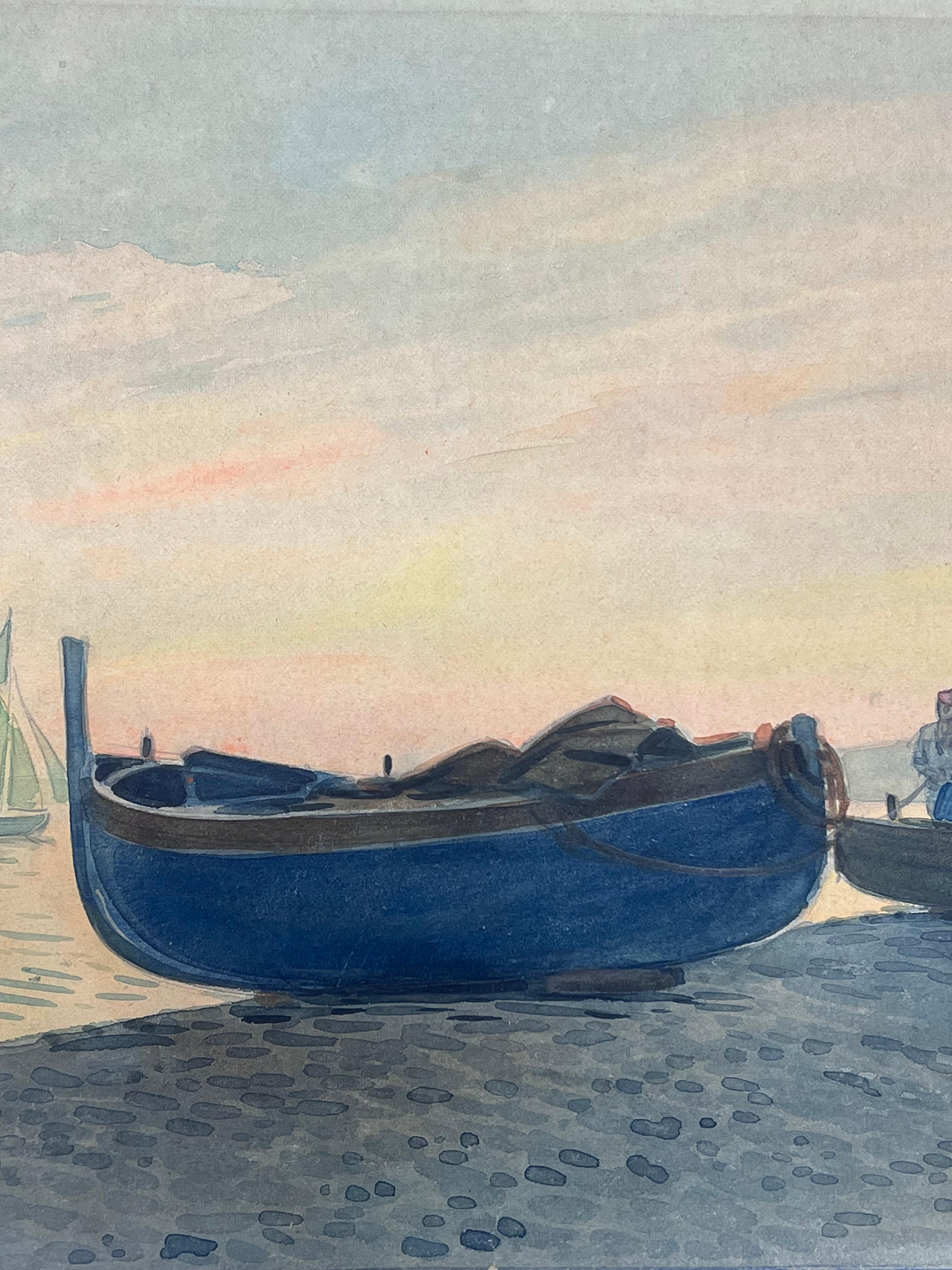 Scène de port au crépuscule avec des pêcheurs et des bateaux en bois se reposant sur la rive - Post-impressionnisme Painting par  Tony Minartz 