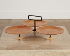 Tony Paul Serviertablett aus Eisen und Holz mit 3 Tellern