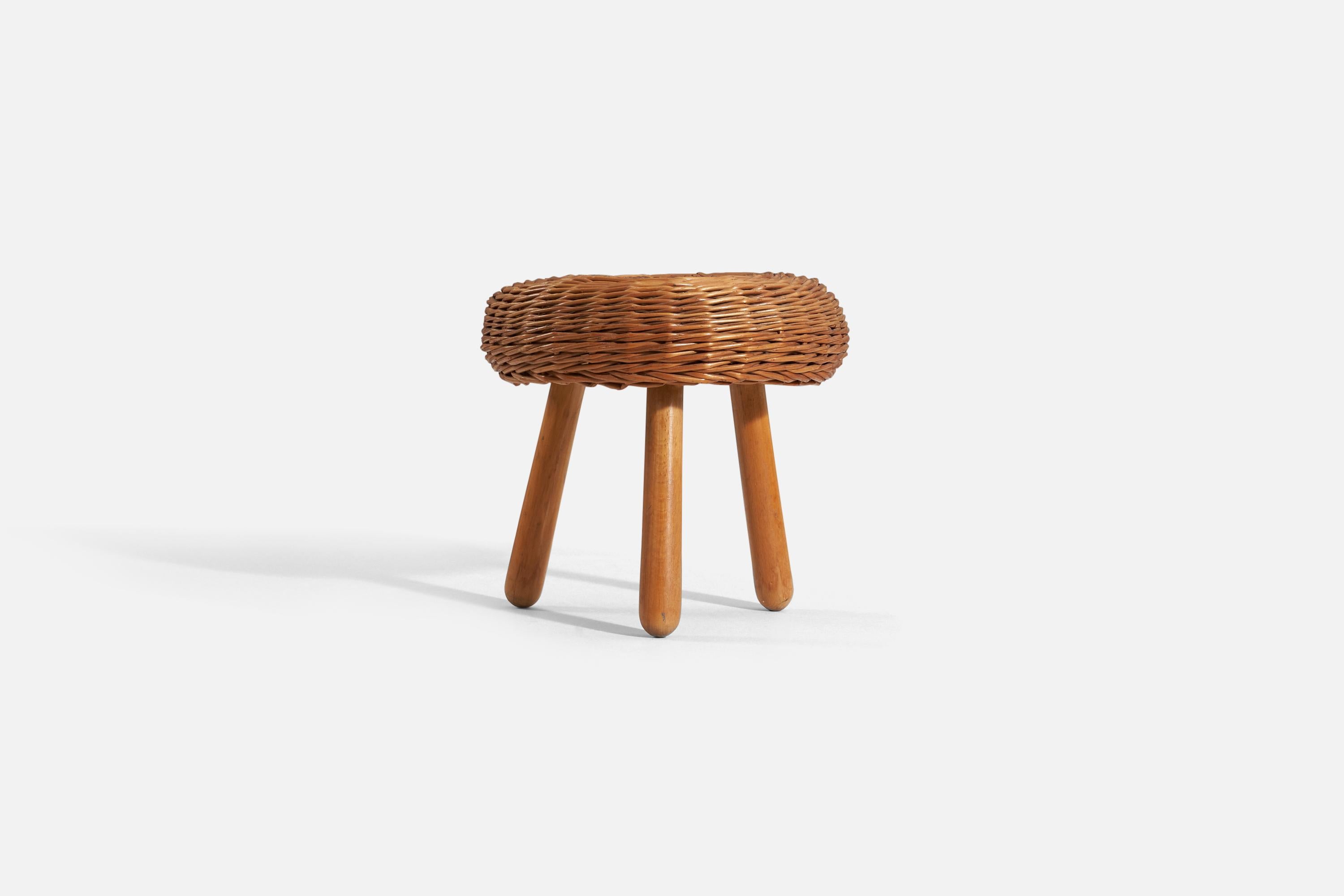 Tony Paul 'Attributed' Stool, Wicker, Wood, United States, 1950s In Good Condition For Sale In High Point, NC