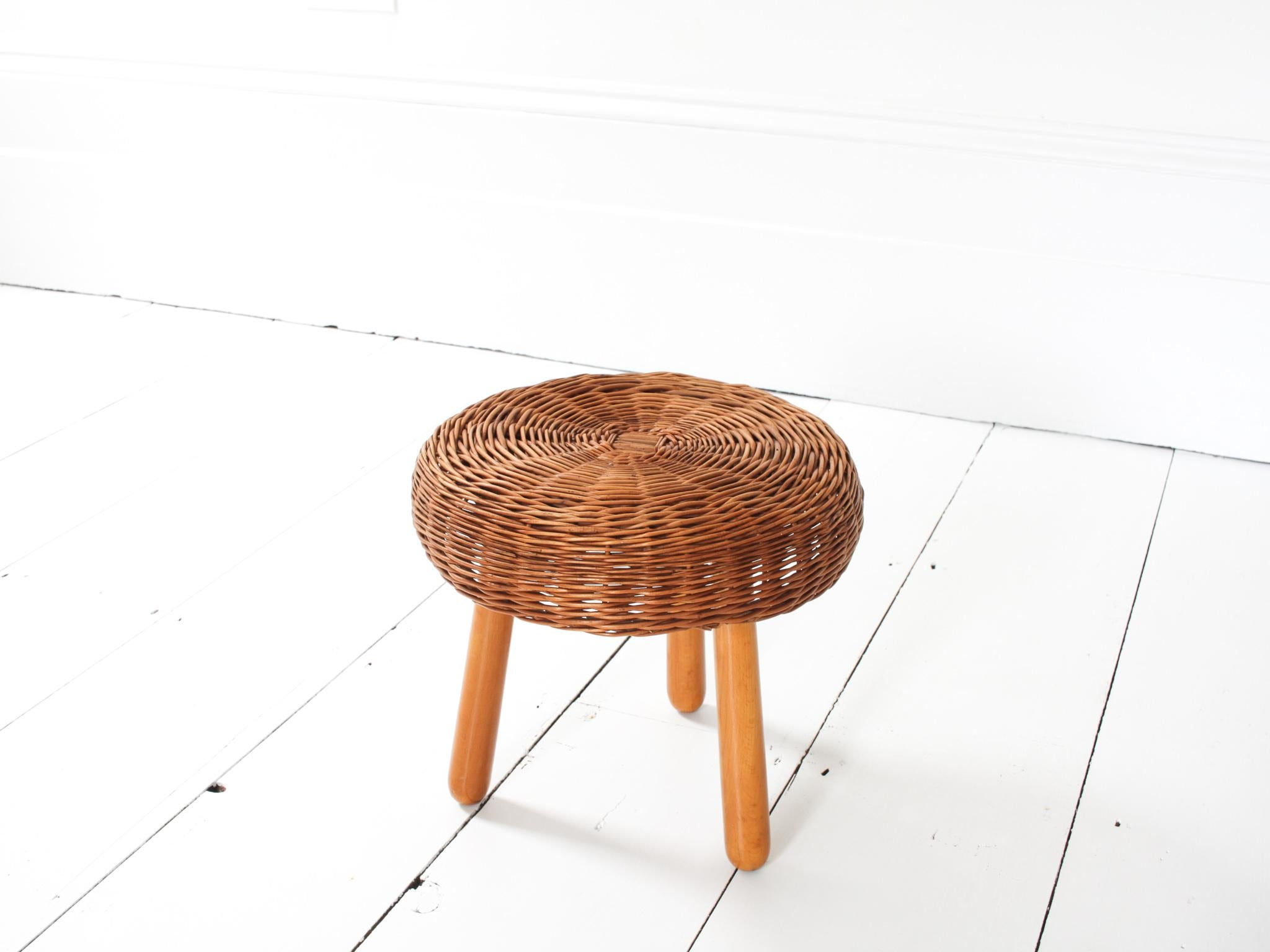 Taburete de mimbre atribuido a Tony Paul, años 50/60 en venta 3