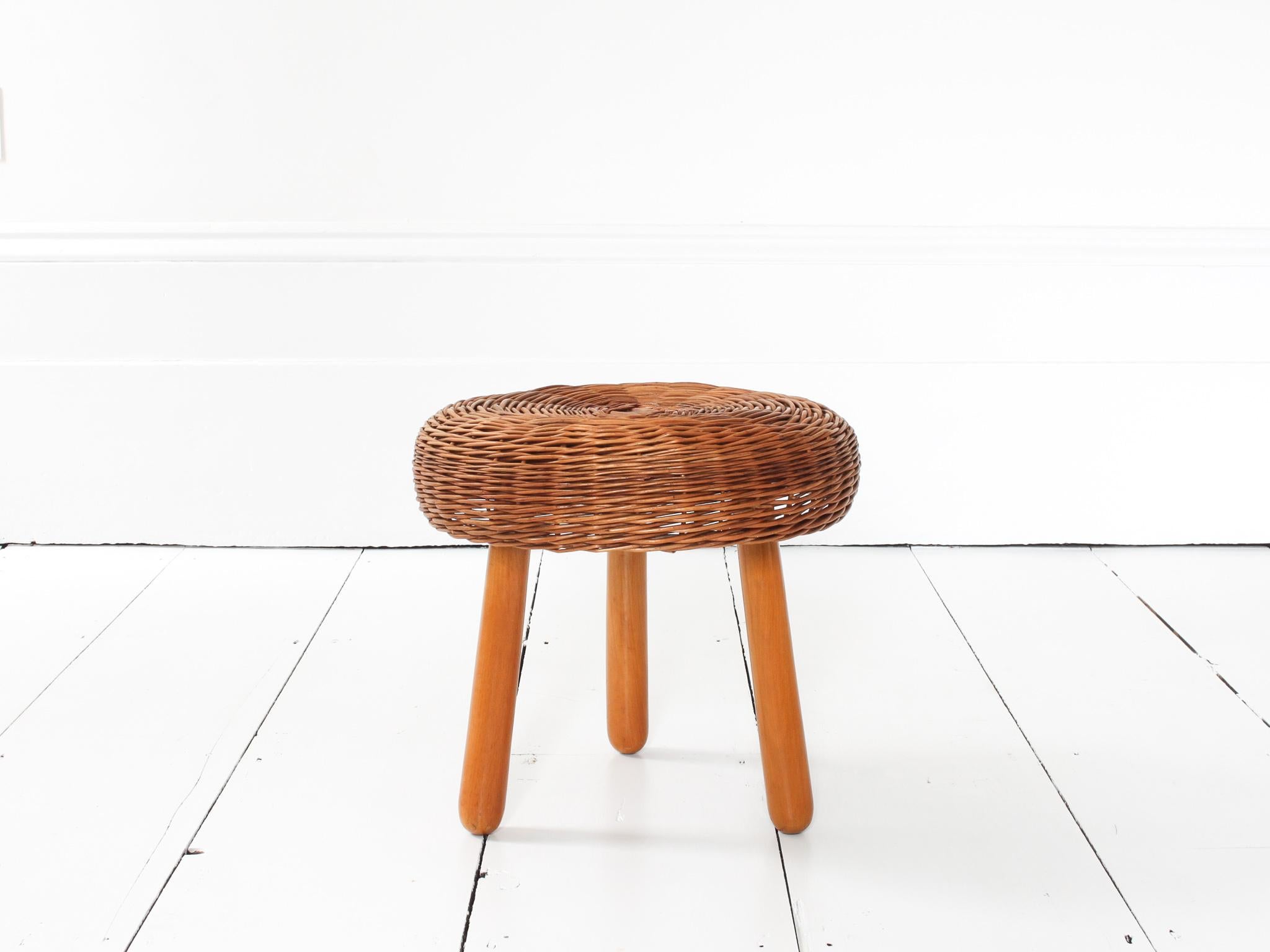 Taburete de mimbre atribuido a Tony Paul, años 50/60 Estadounidense en venta