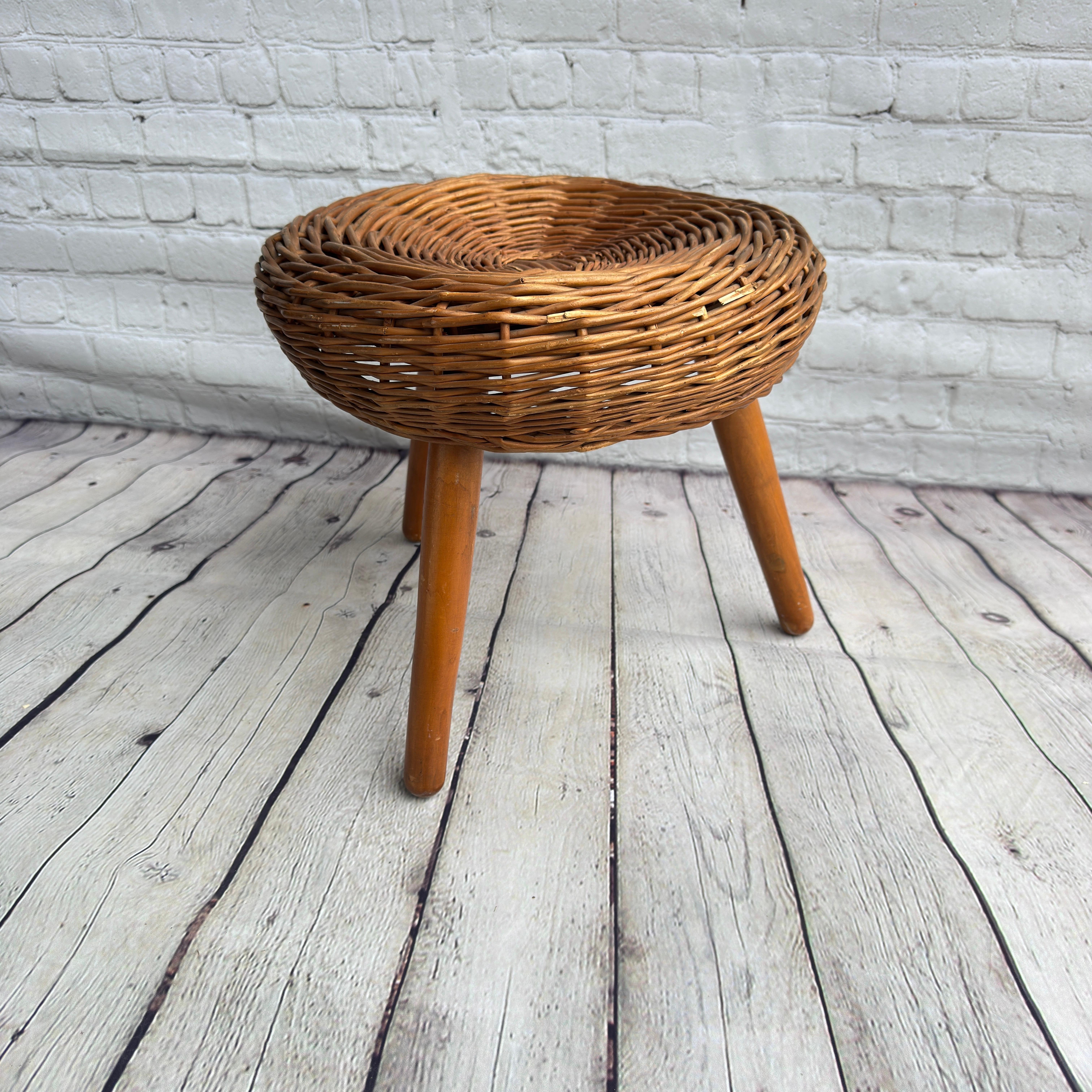 Sgabello Tony Paul 'Attribution', vimini intrecciato, Wood, Stati Uniti, anni '50 In condizioni buone in vendita a Cordova, SC