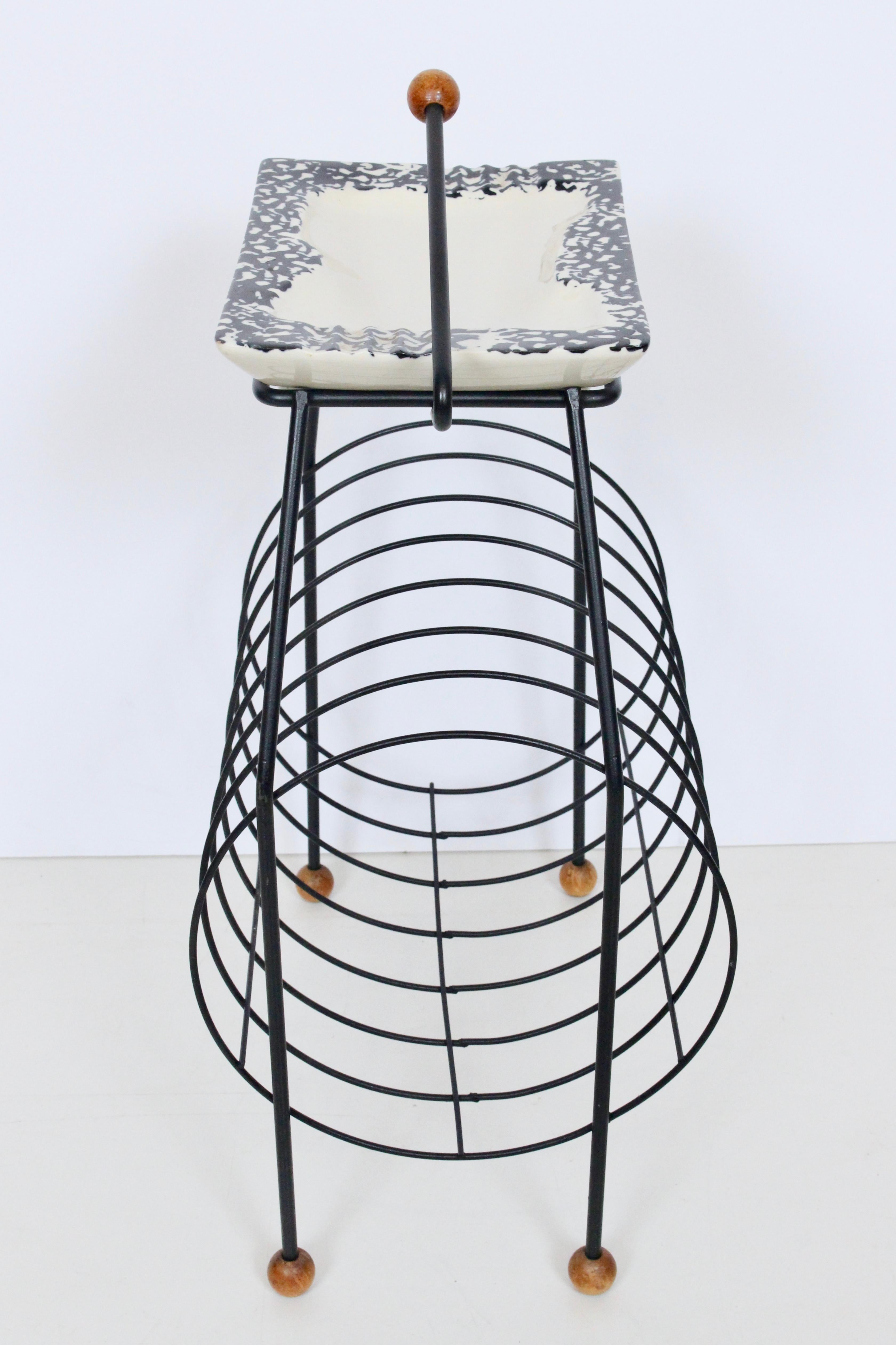Tony Paul Black Wire, Ceramic & Wood Stand per album di dischi, anni '50 in vendita 1