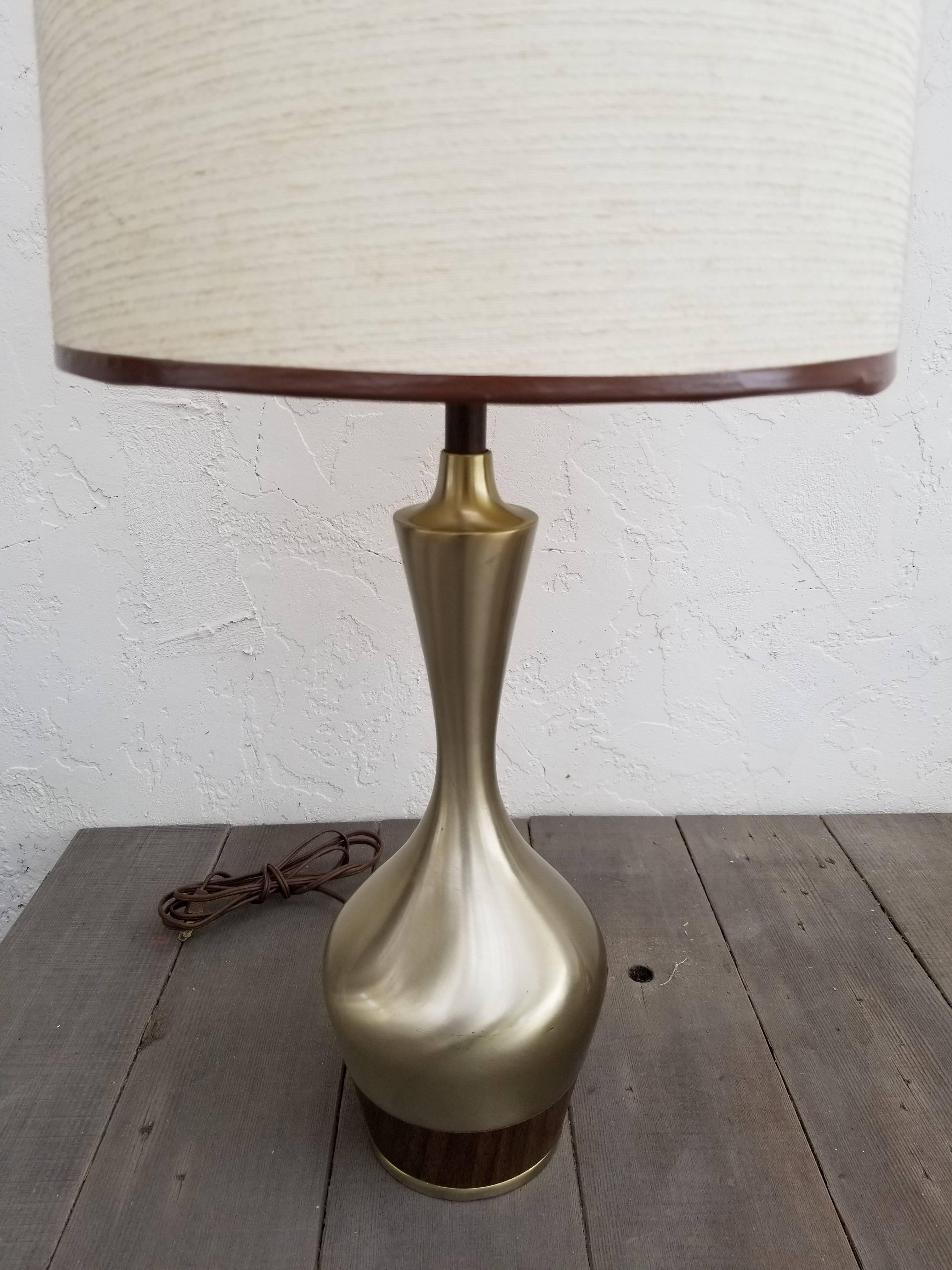 Veneer Tony Paul for Laurel Lamp Company For Sale