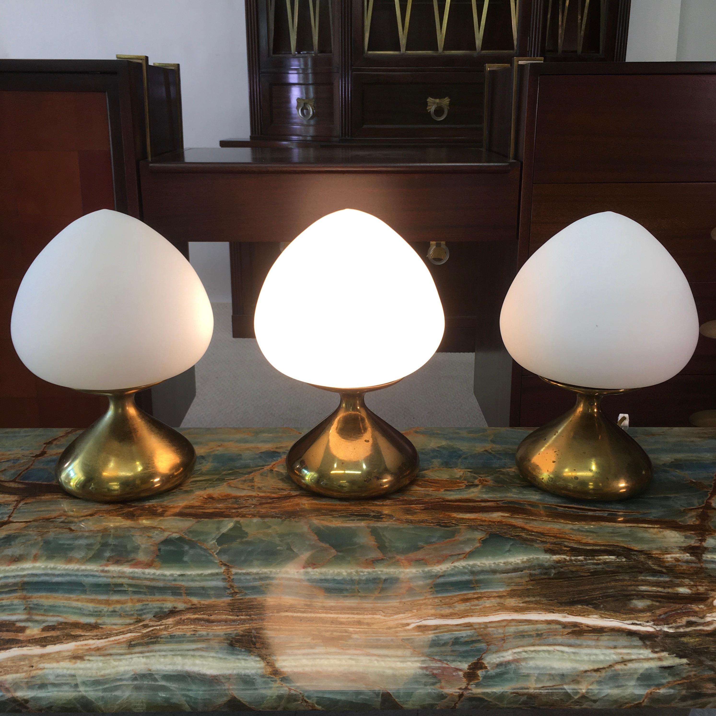 Tony Paul for Westwood Set of 3 Brass and Opaline Mushroom Lamps 7