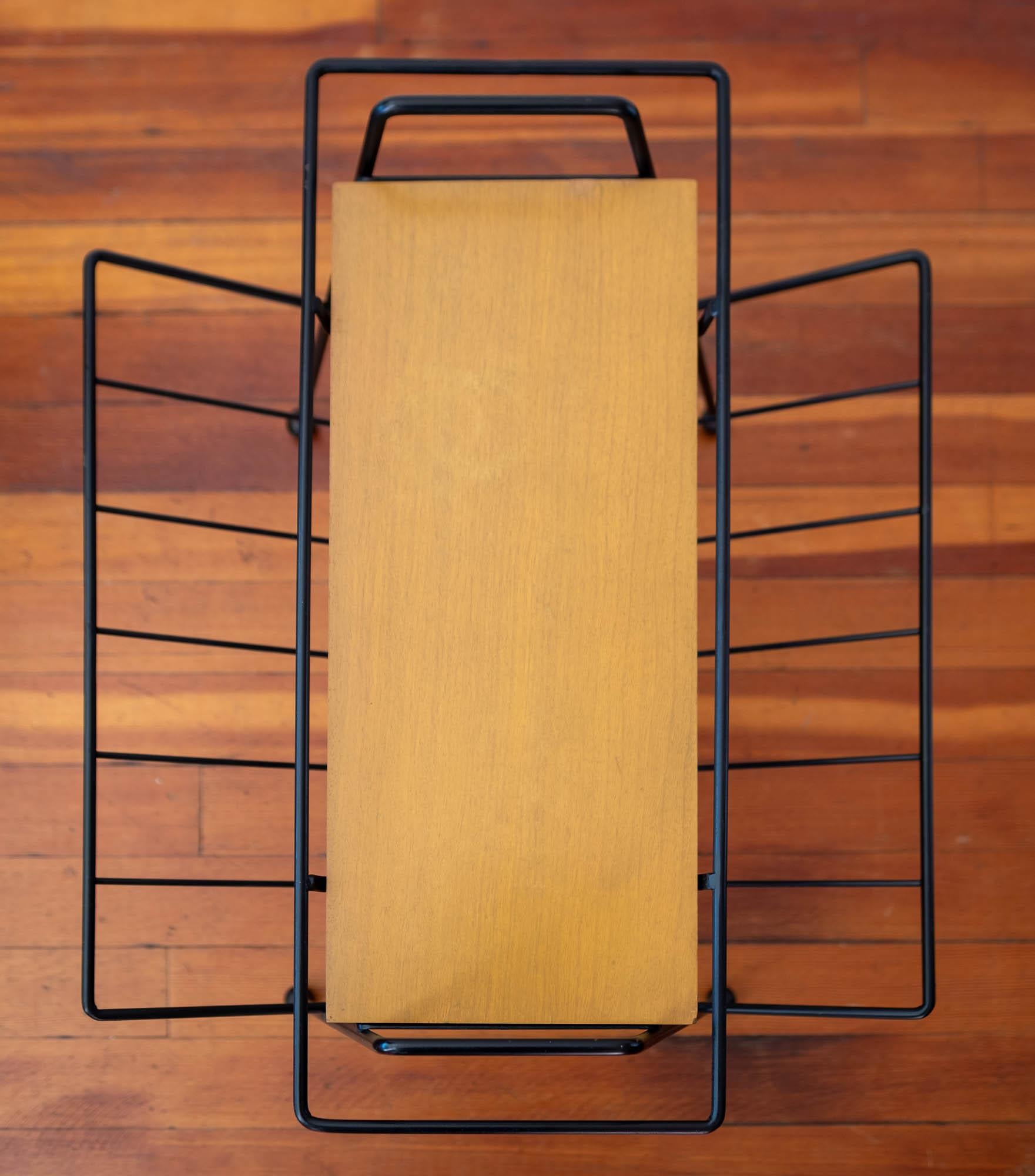 Tony Paul Magazine Rack Removable Tray Table, 1950s For Sale 3