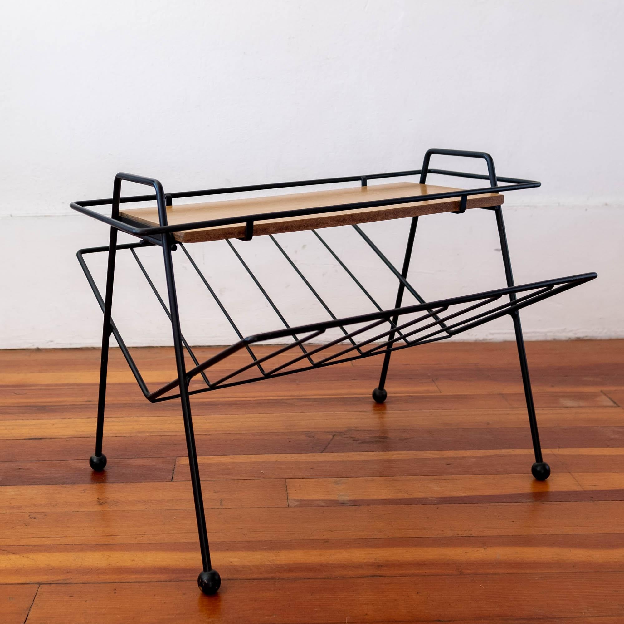 American Tony Paul Magazine Rack Removable Tray Table, 1950s For Sale