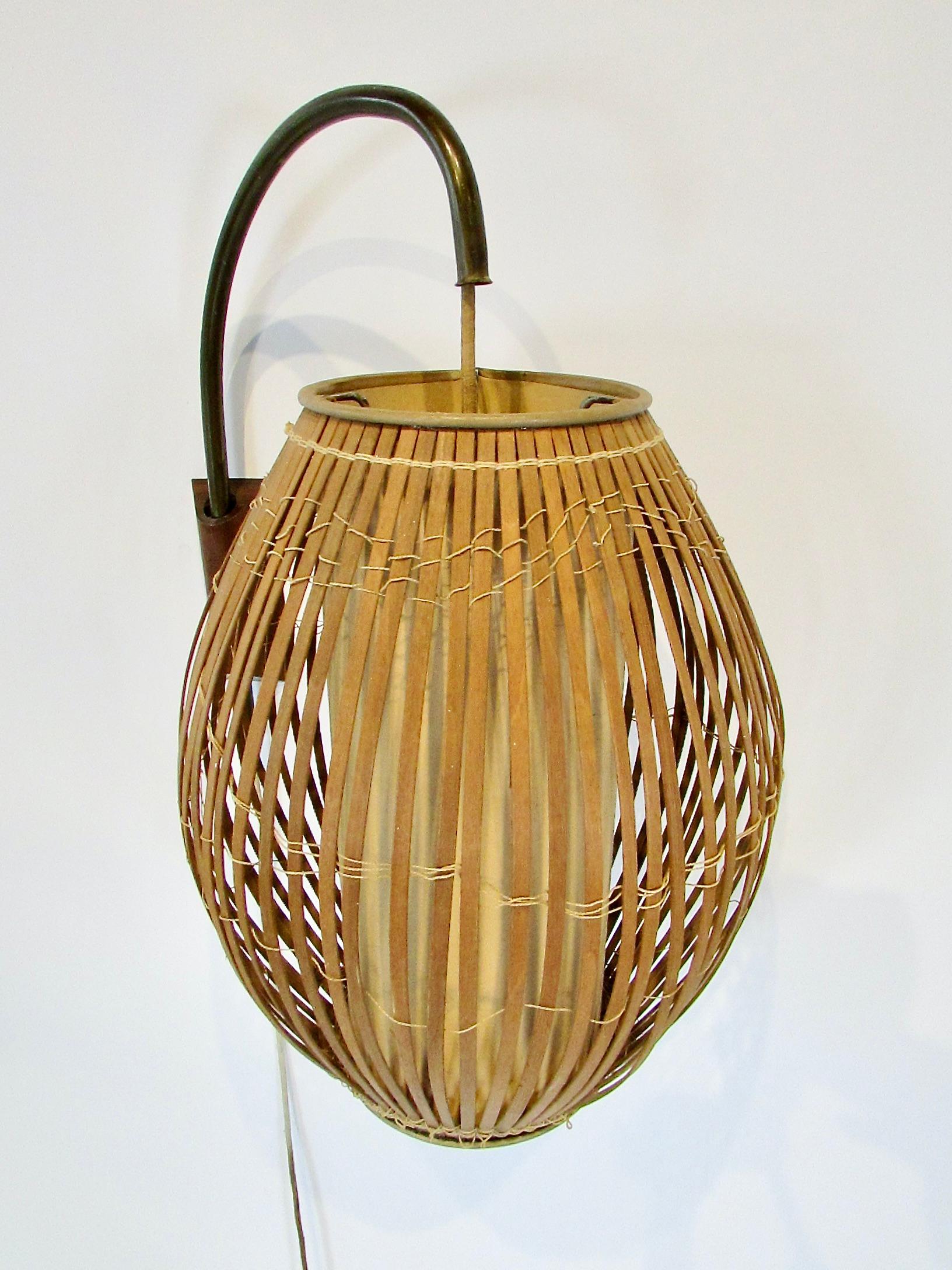 Tony Paul style 1950s organic modern fish trap adjustable wall lamp For Sale 3