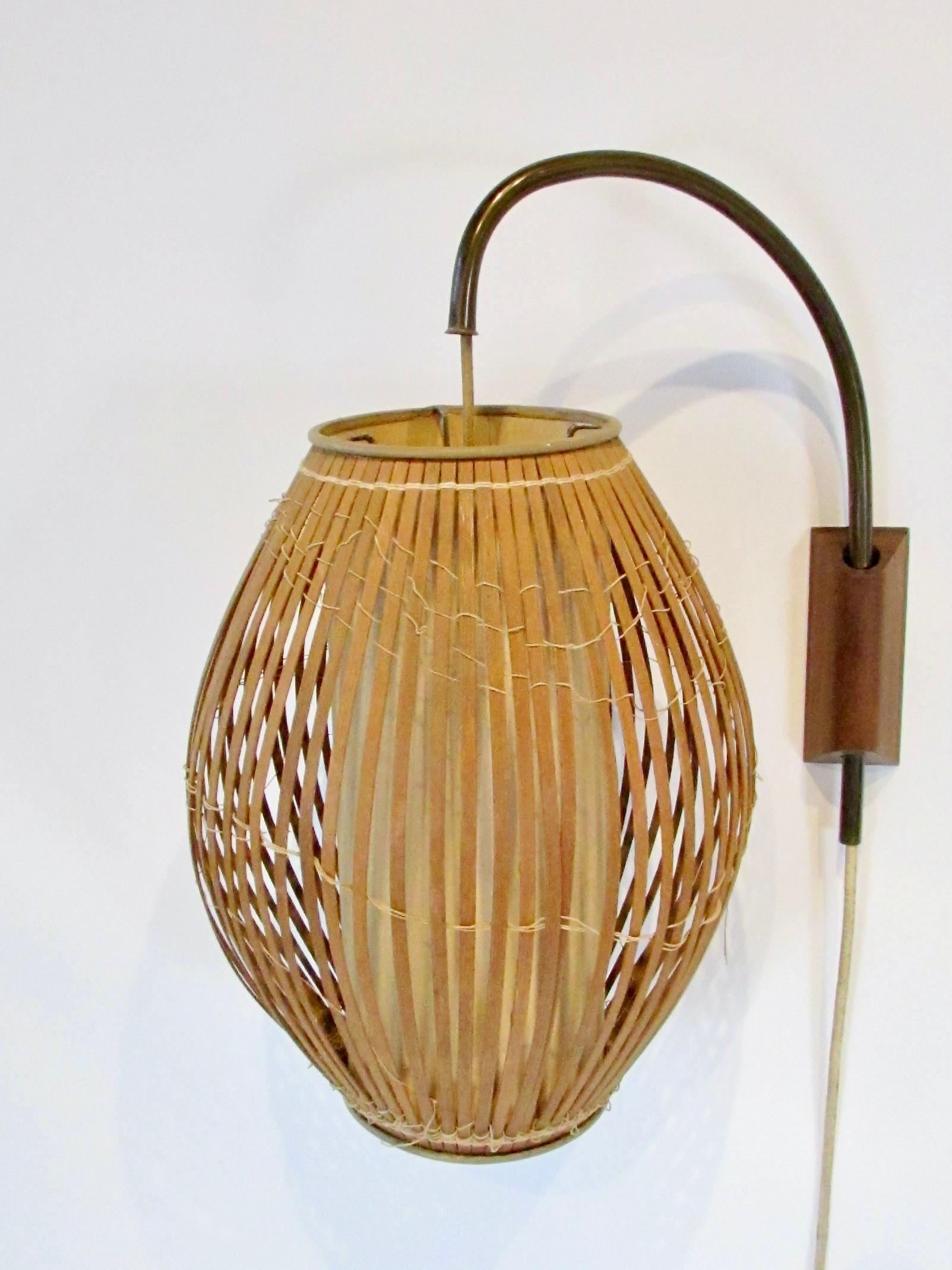 Tony Paul style 1950s organic modern fish trap adjustable wall lamp For Sale 4