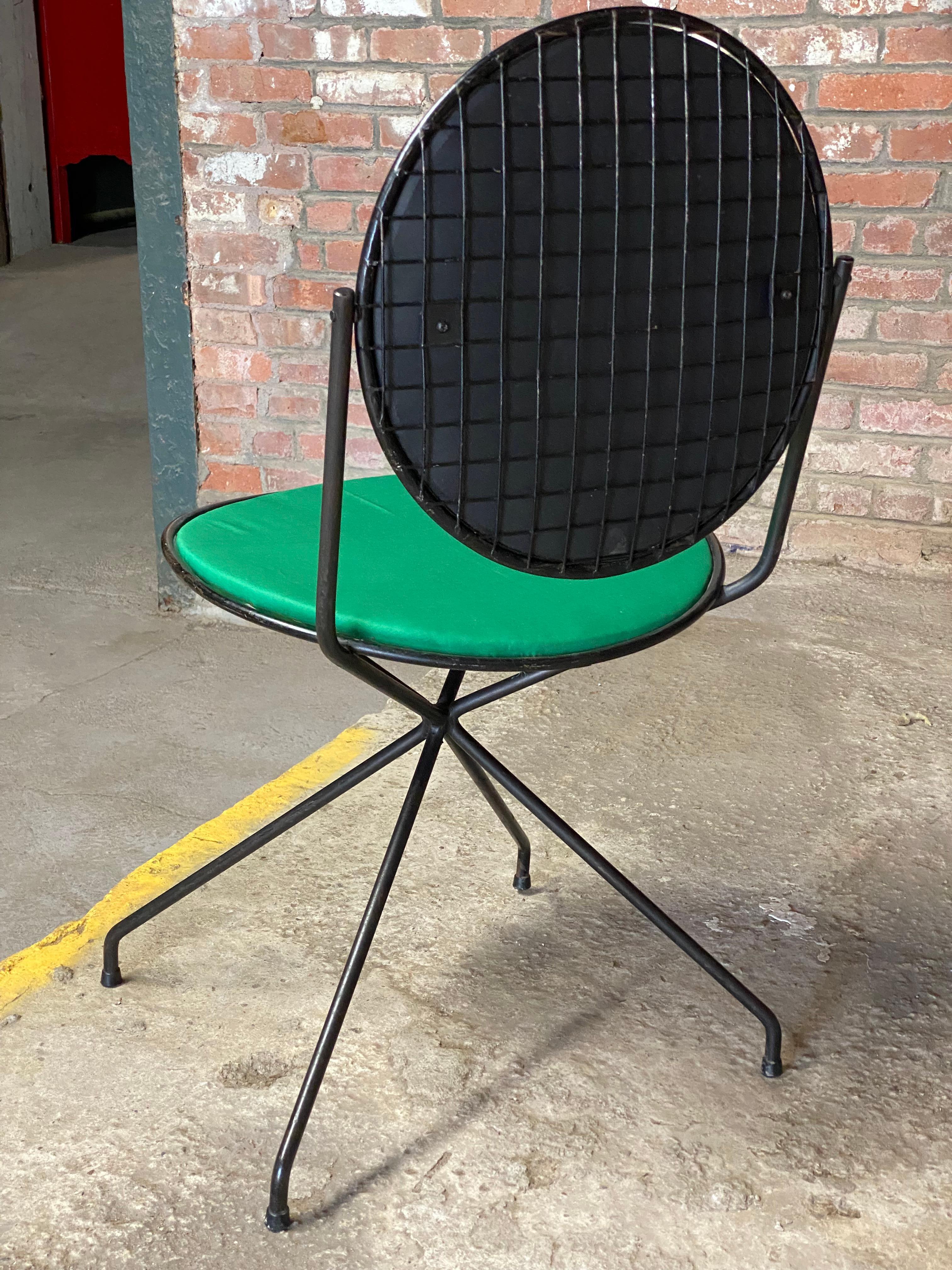 Tony Paul: Raymor-Stuhl mit Klapprückenlehne (Emailliert) im Angebot