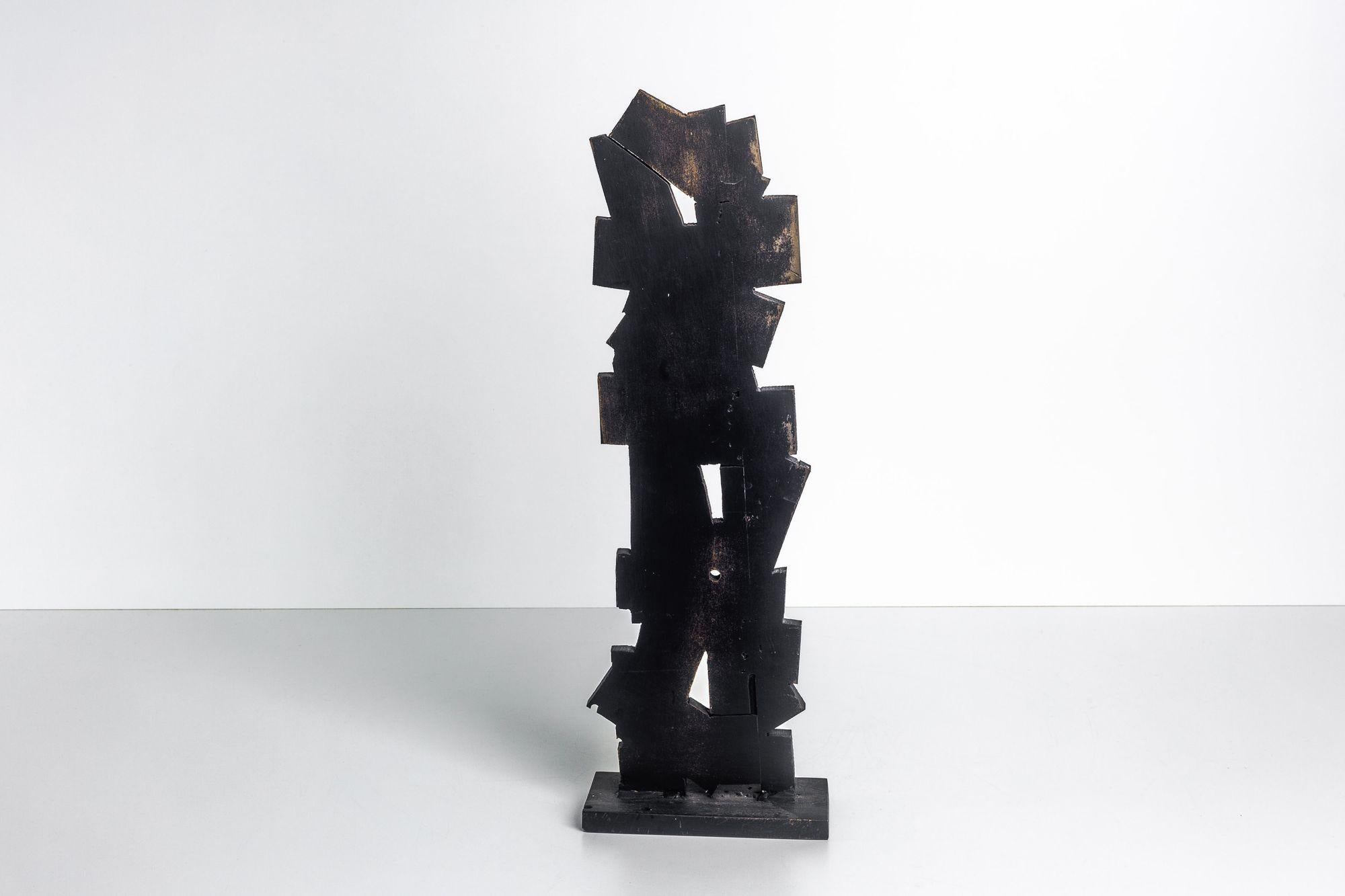 Métal Sculpture de table en bronze de Tony Rosenthal en vente