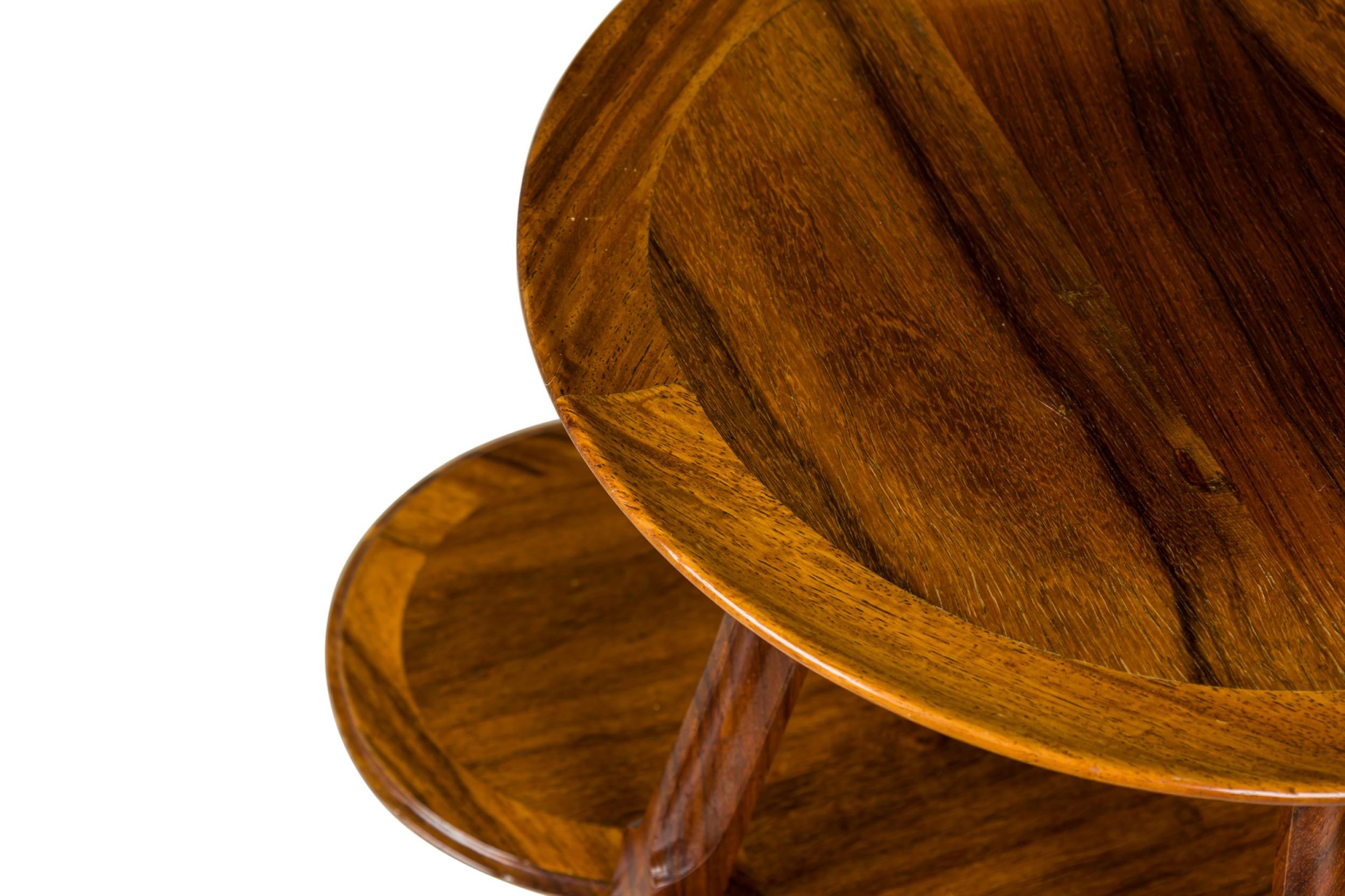 Tony Selmersheim Table à piédestal à deux étages en forme de trèfle Art nouveau français Bon état - En vente à Queens, NY