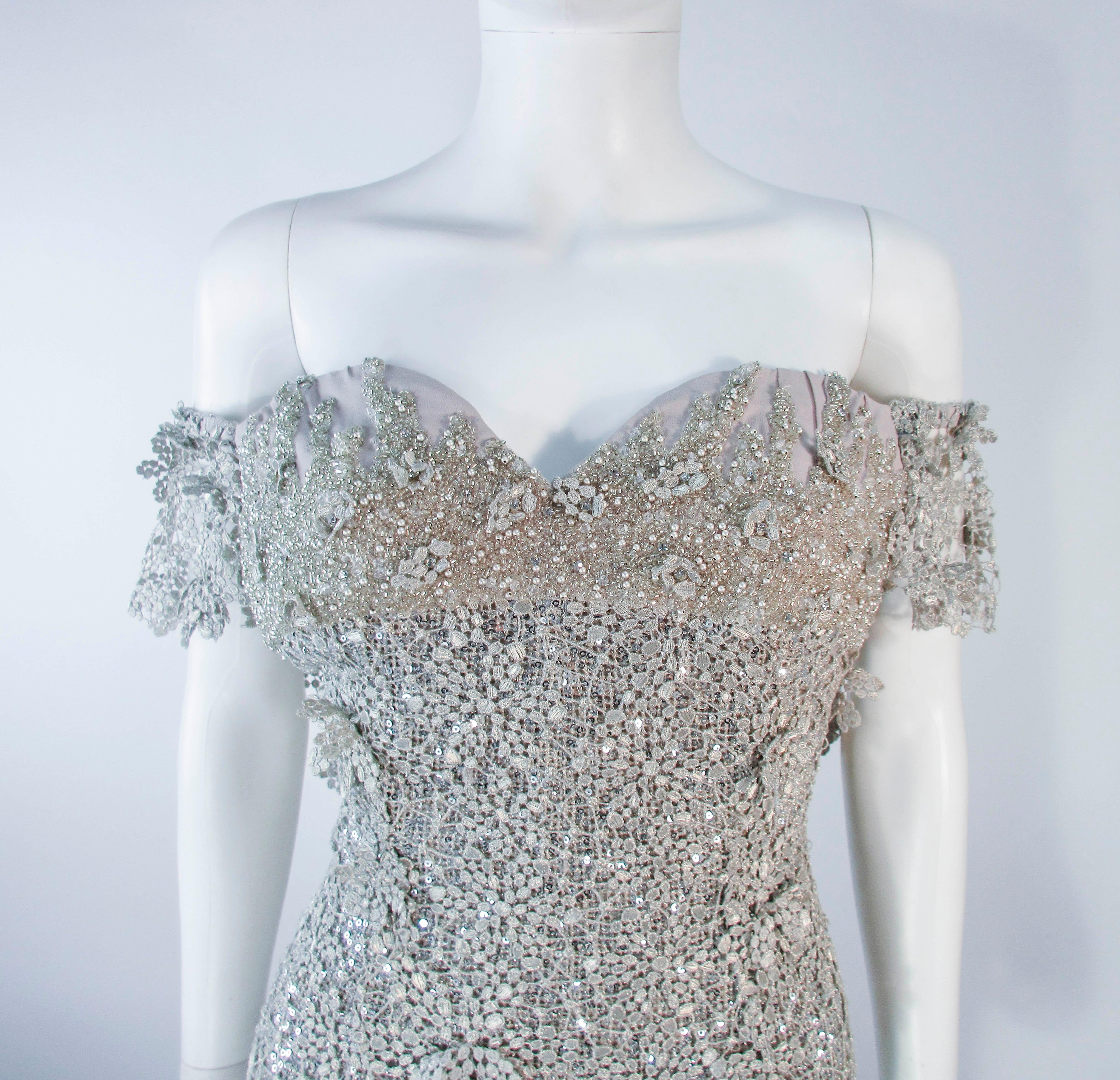 TONY WARD Silver Metallic Lace Gown Size 2 4  In Excellent Condition In Los Angeles, CA