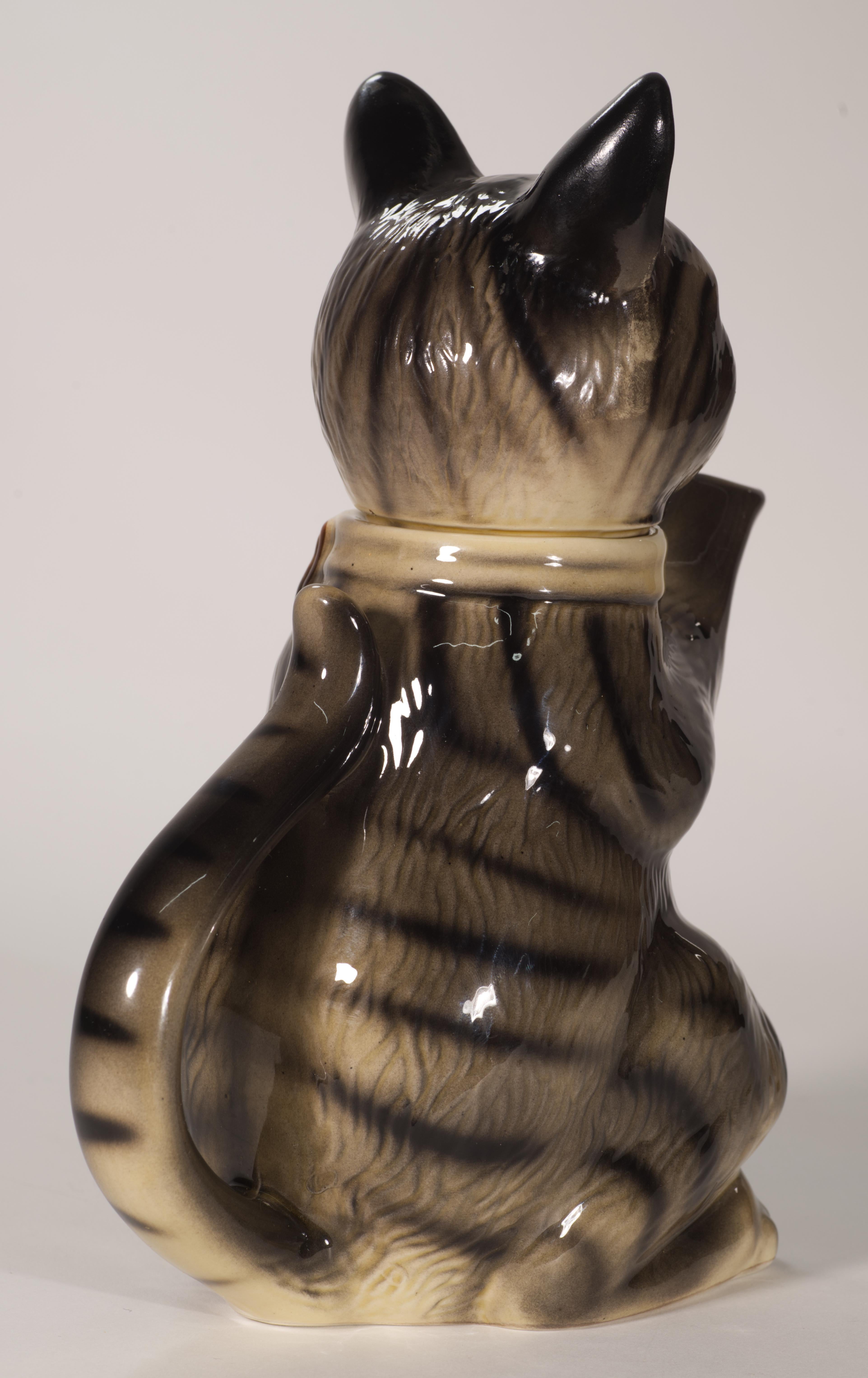 Tony Wood Studio England Pussy Foot Katzenform-Teekanne, Keramik, Tony Wood im Zustand „Gut“ im Angebot in Clifton Springs, NY